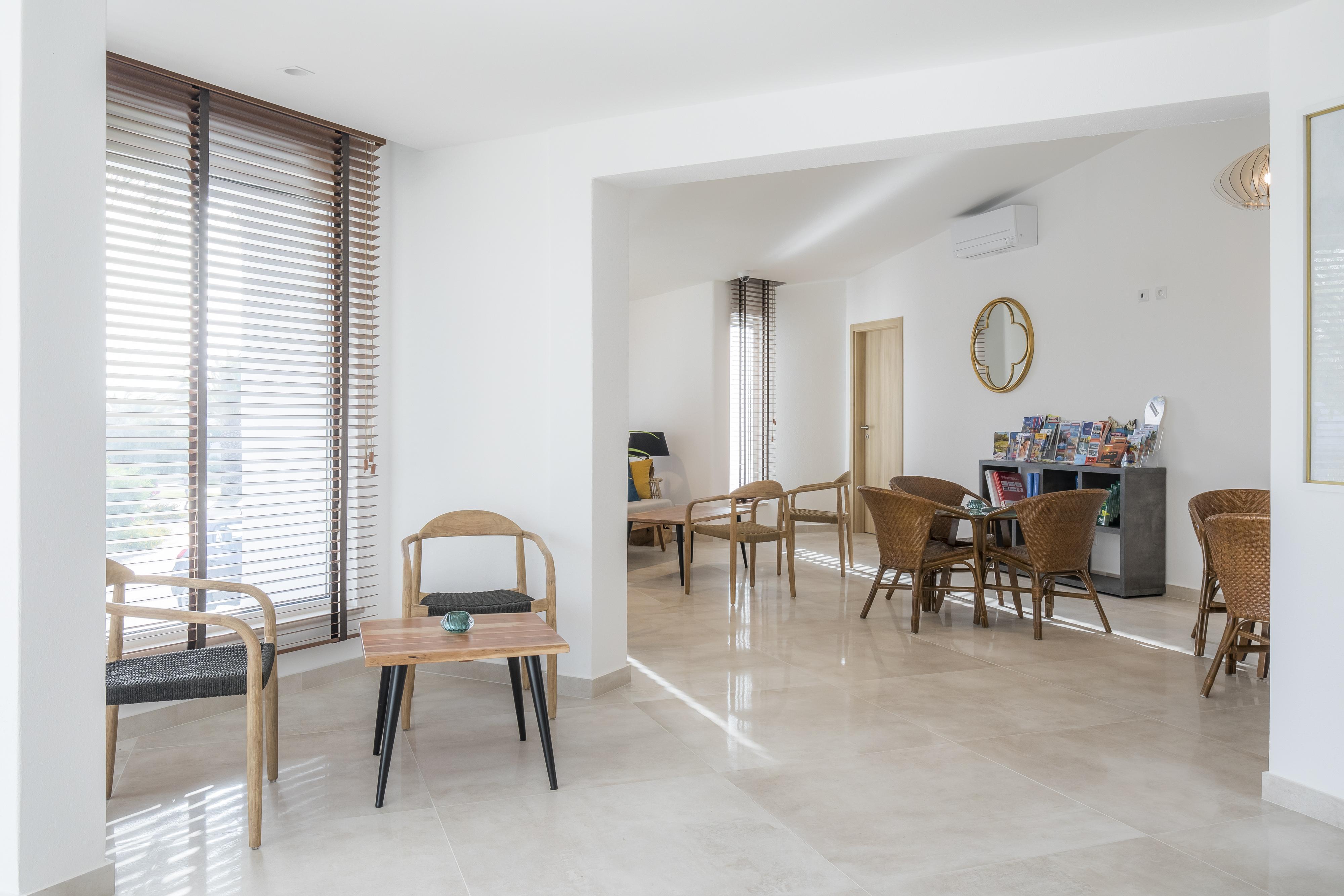 Ancora Park - Sunplace &