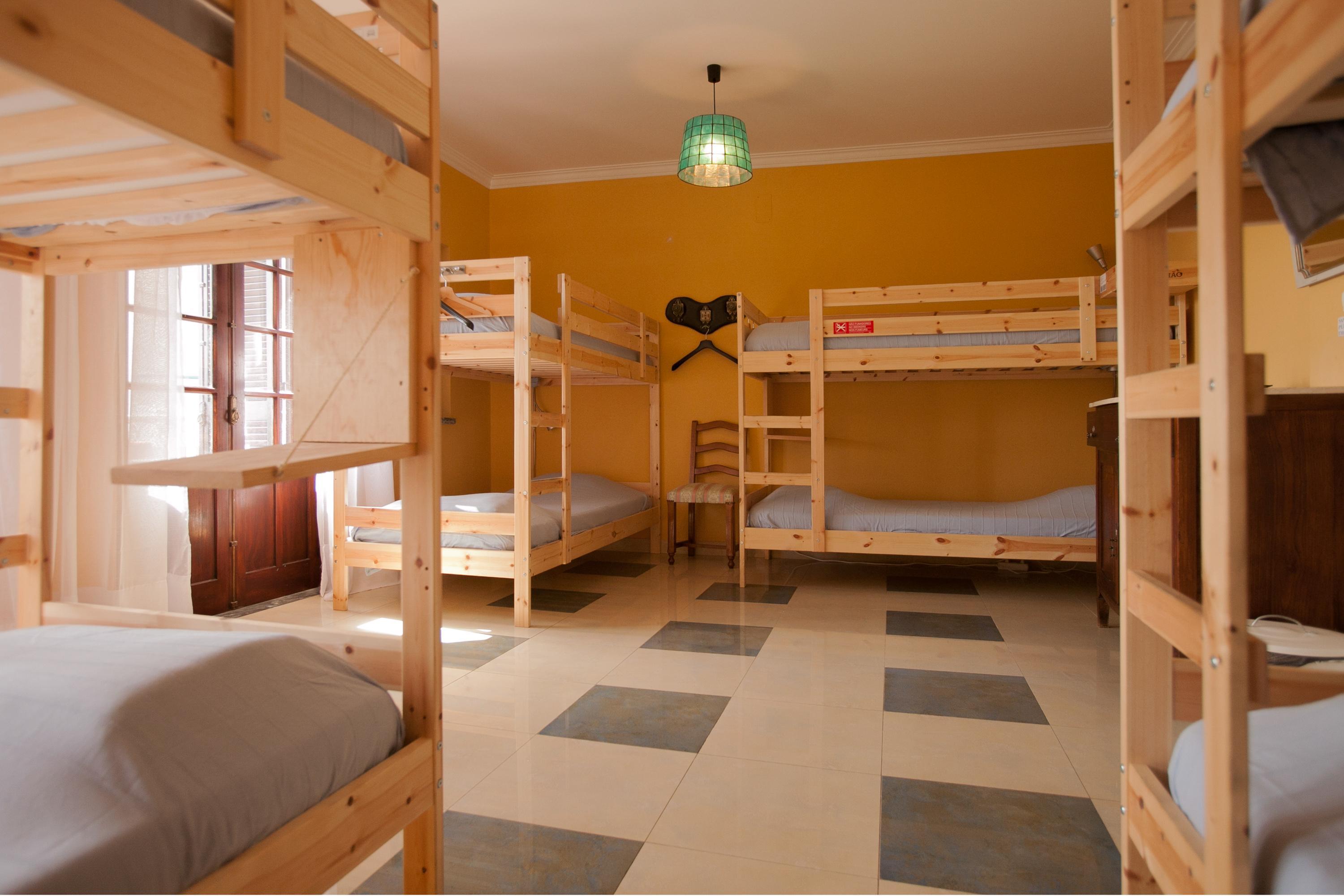 Chill Hill & Private - Peach Garden Hostel *