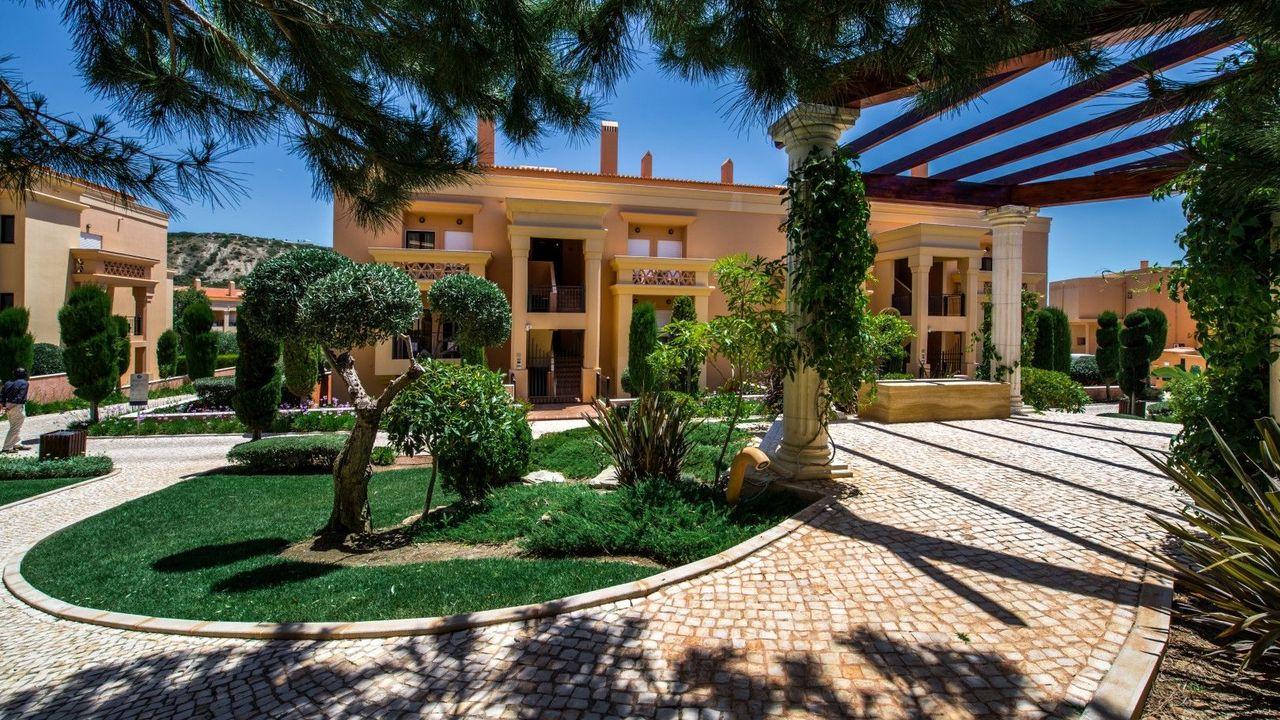 Baia Da Apartahotel