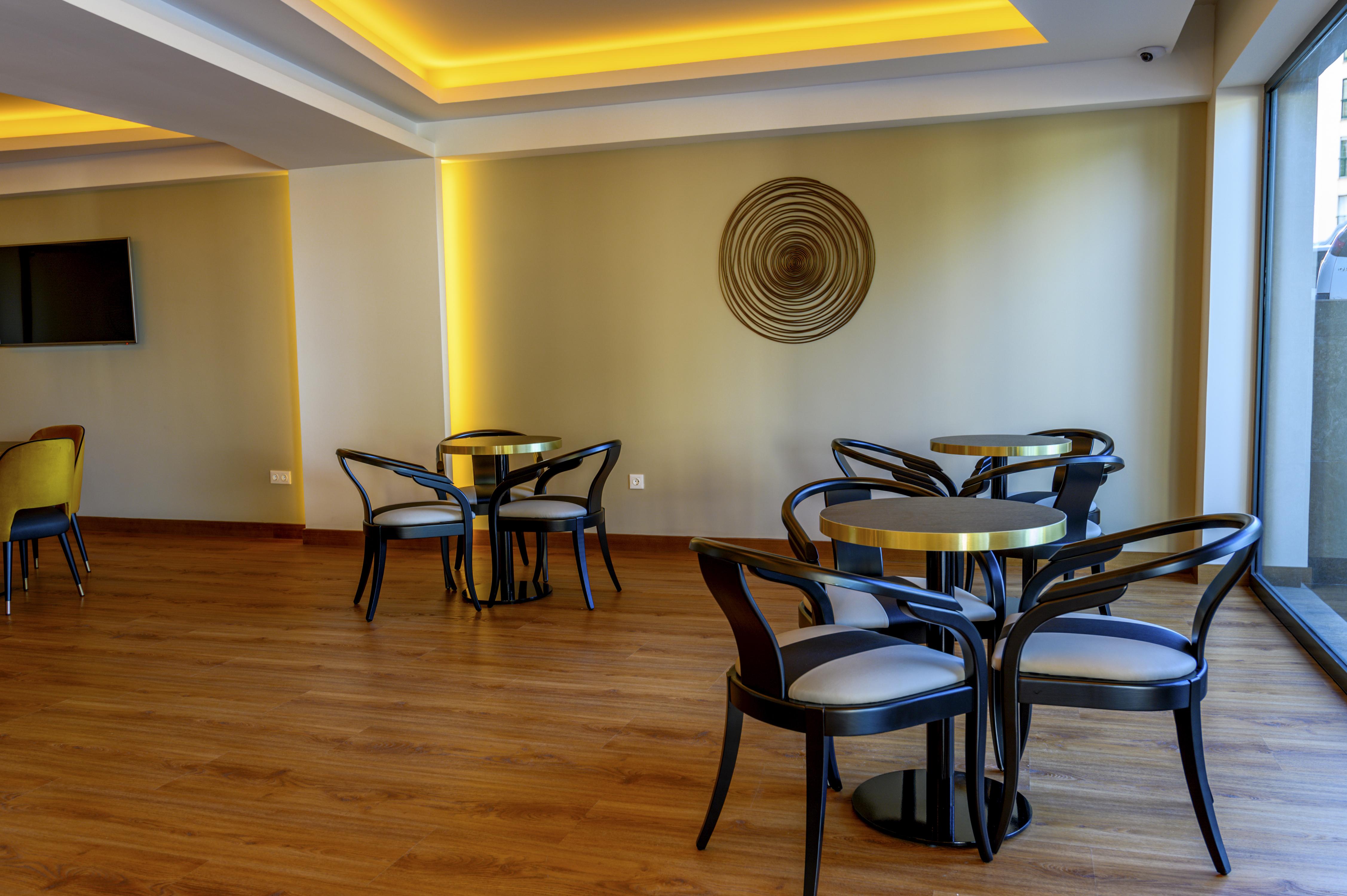Hotel Santa Eufemia 3*