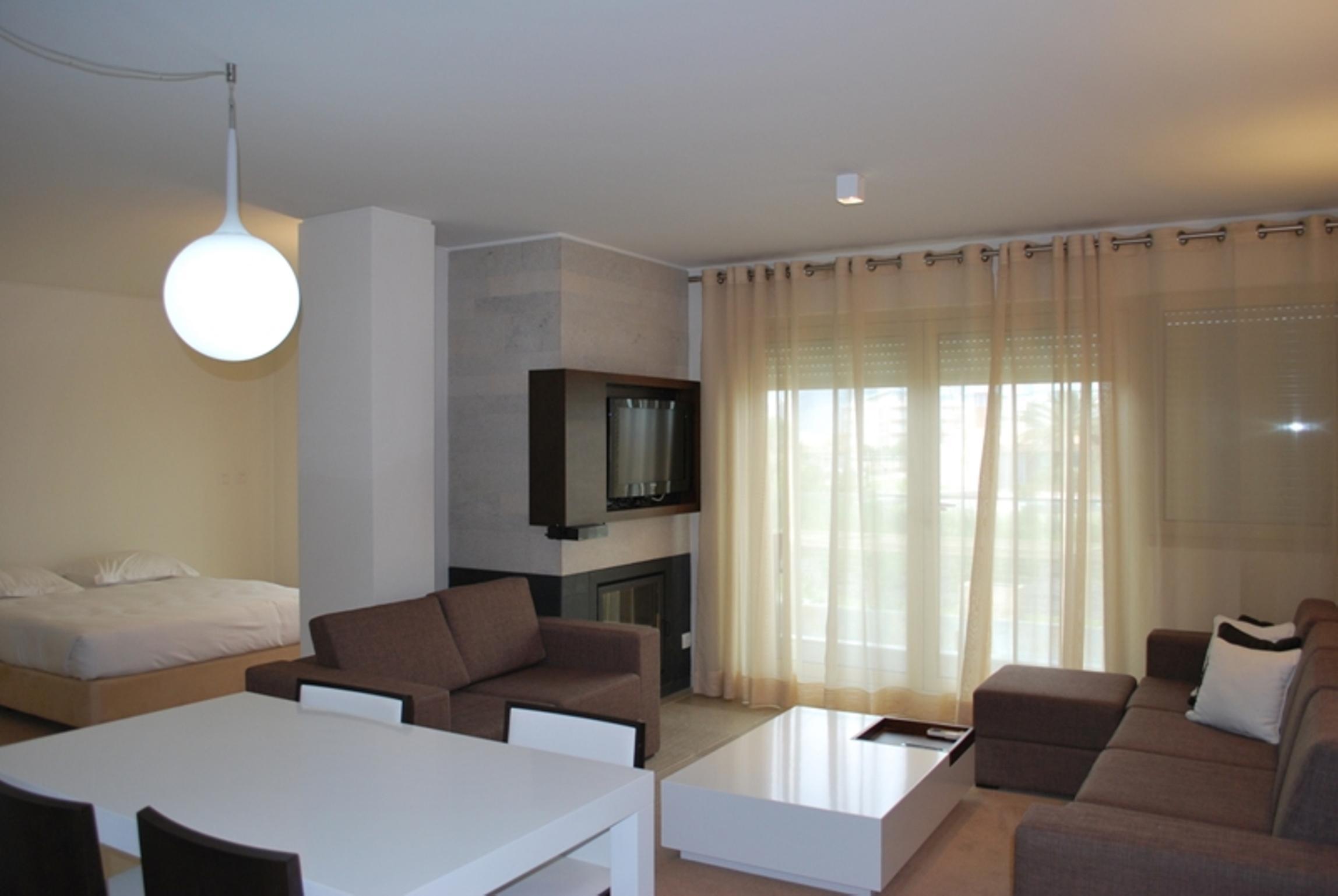Aparthotel By The Editory - 4*