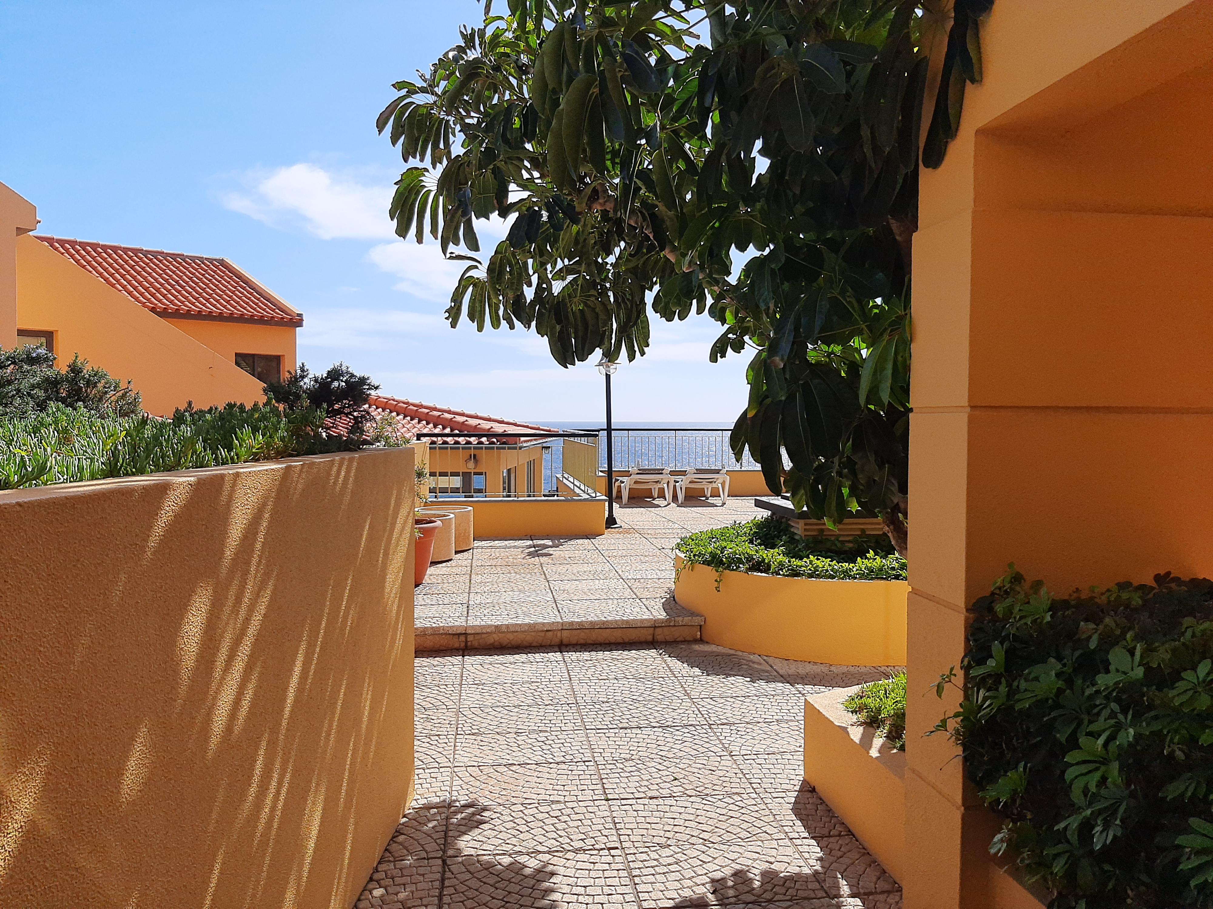 Cais Da Oliveira Hotel Canico (Madeira)