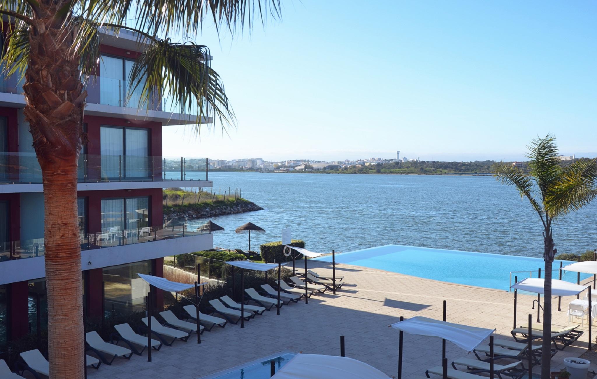 Agua Riverside