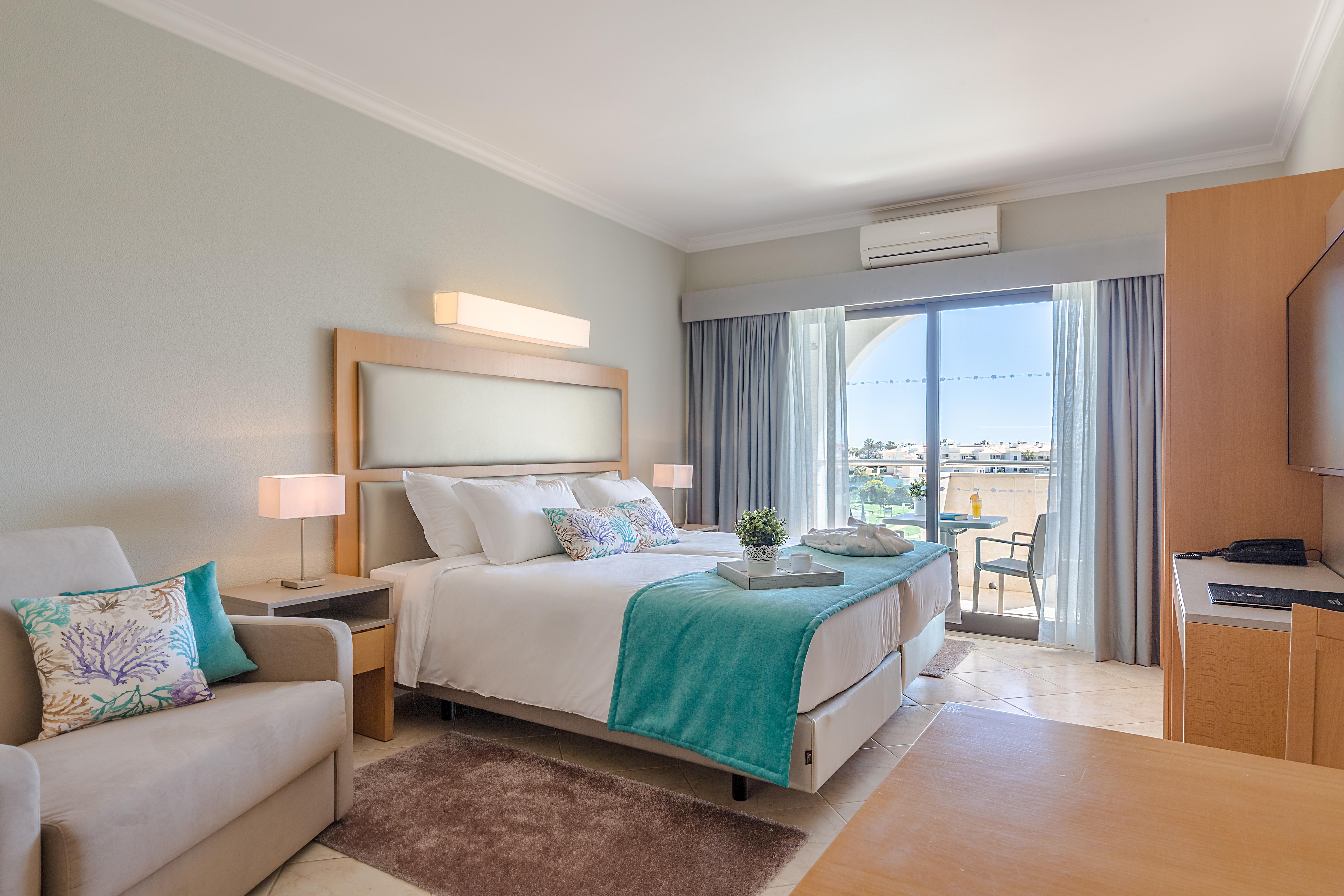 Aparthotel Luna Solaqua 4*