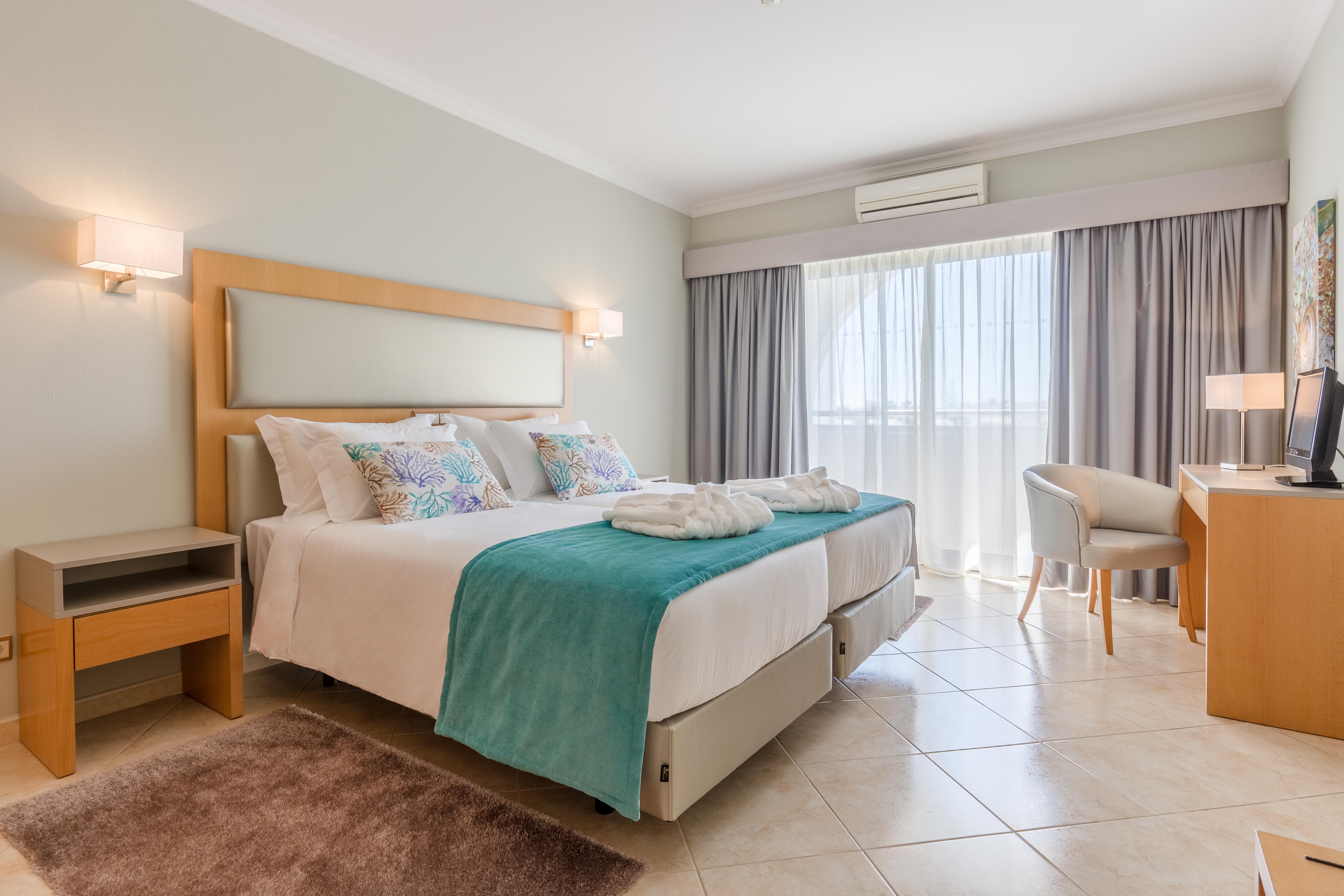 Aparthotel Luna Solaqua 4*