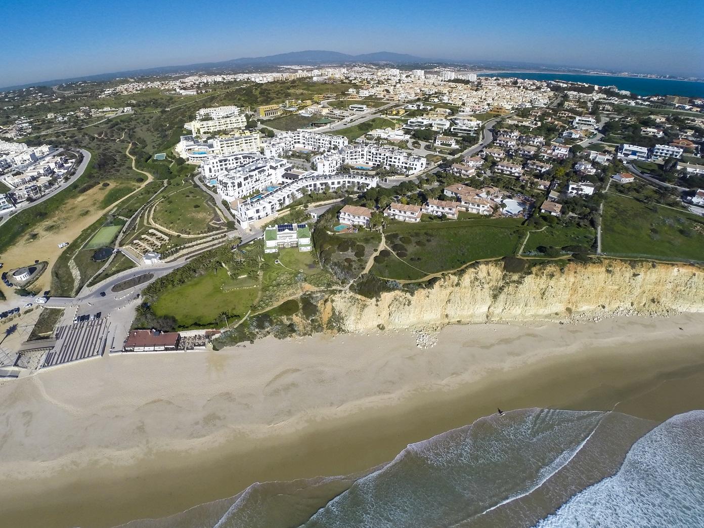 Clube Porto Mos - Sunplace &