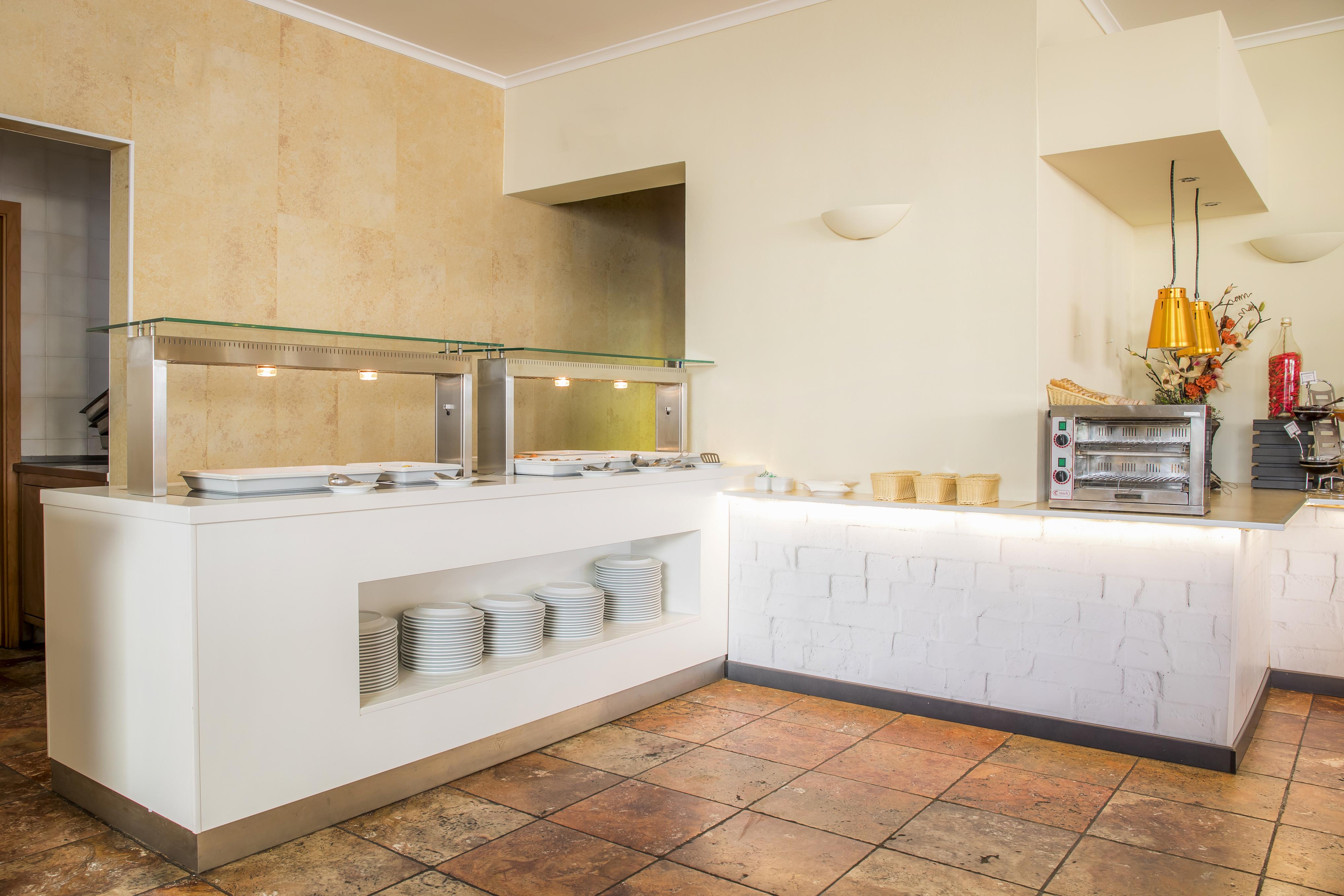Clube Porto Mos - Sunplace & 4* Lagos