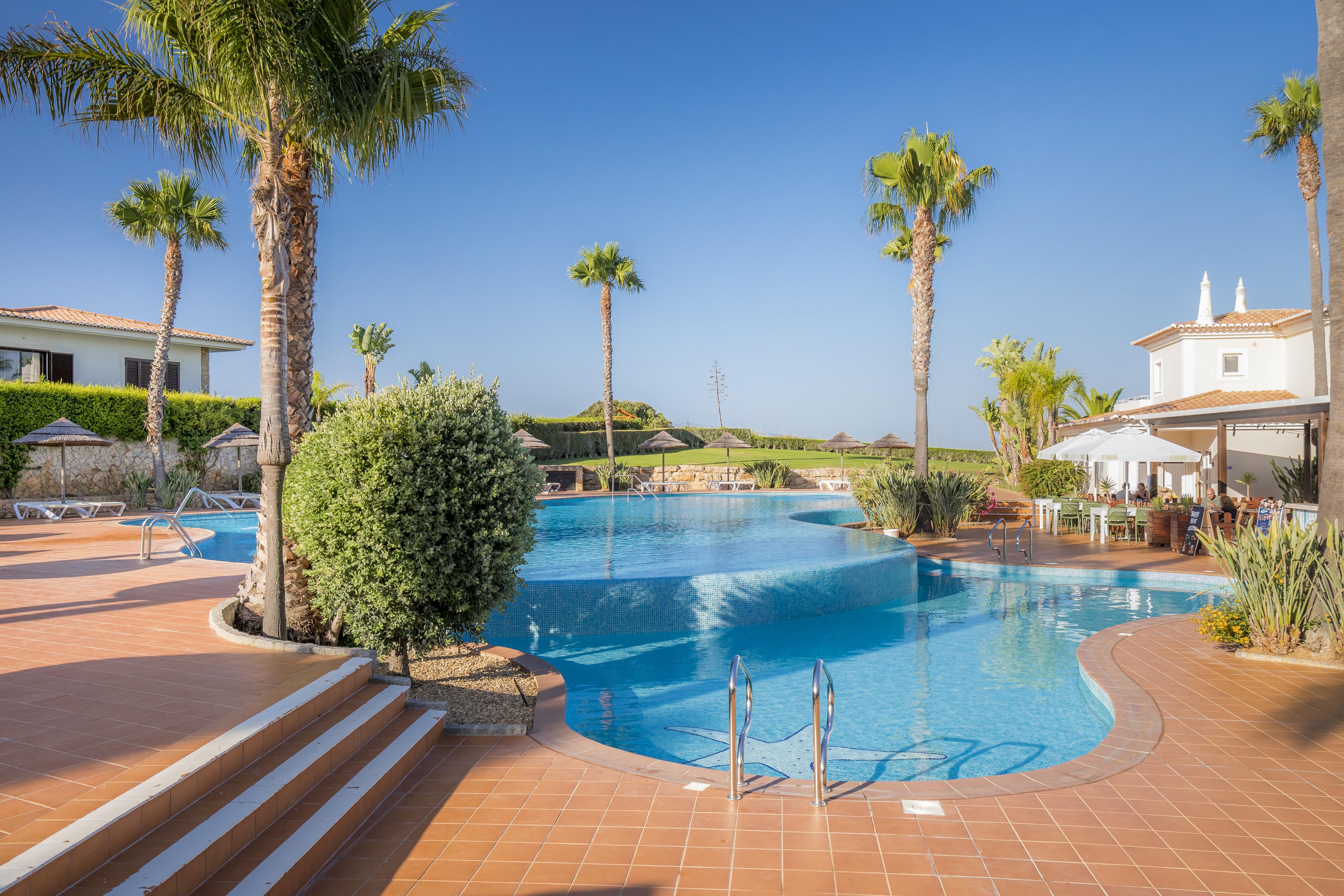 Clube Porto Mos - Sunplace & 4* Lagos