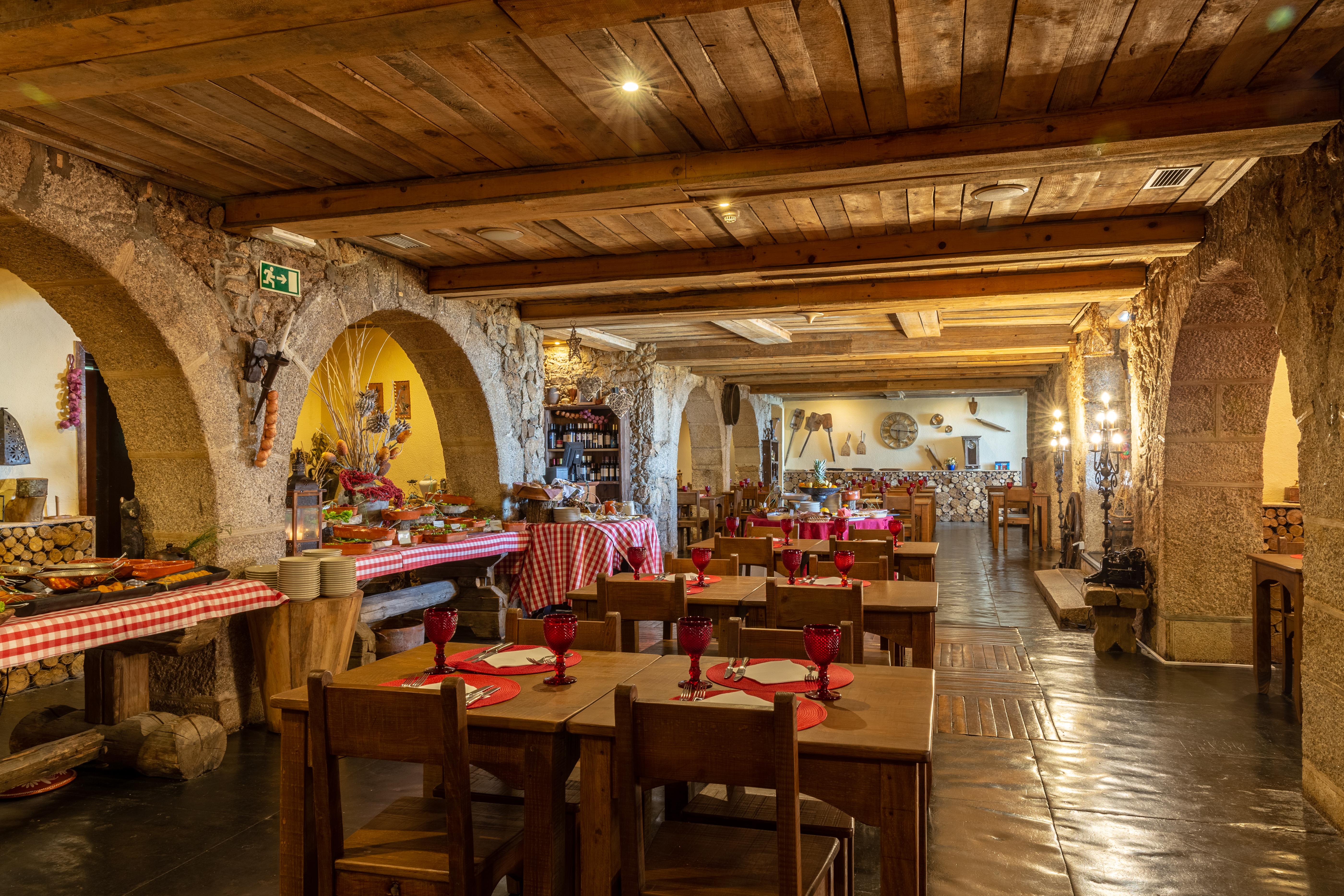 Hotel Luna Serra Da Estrela 4*