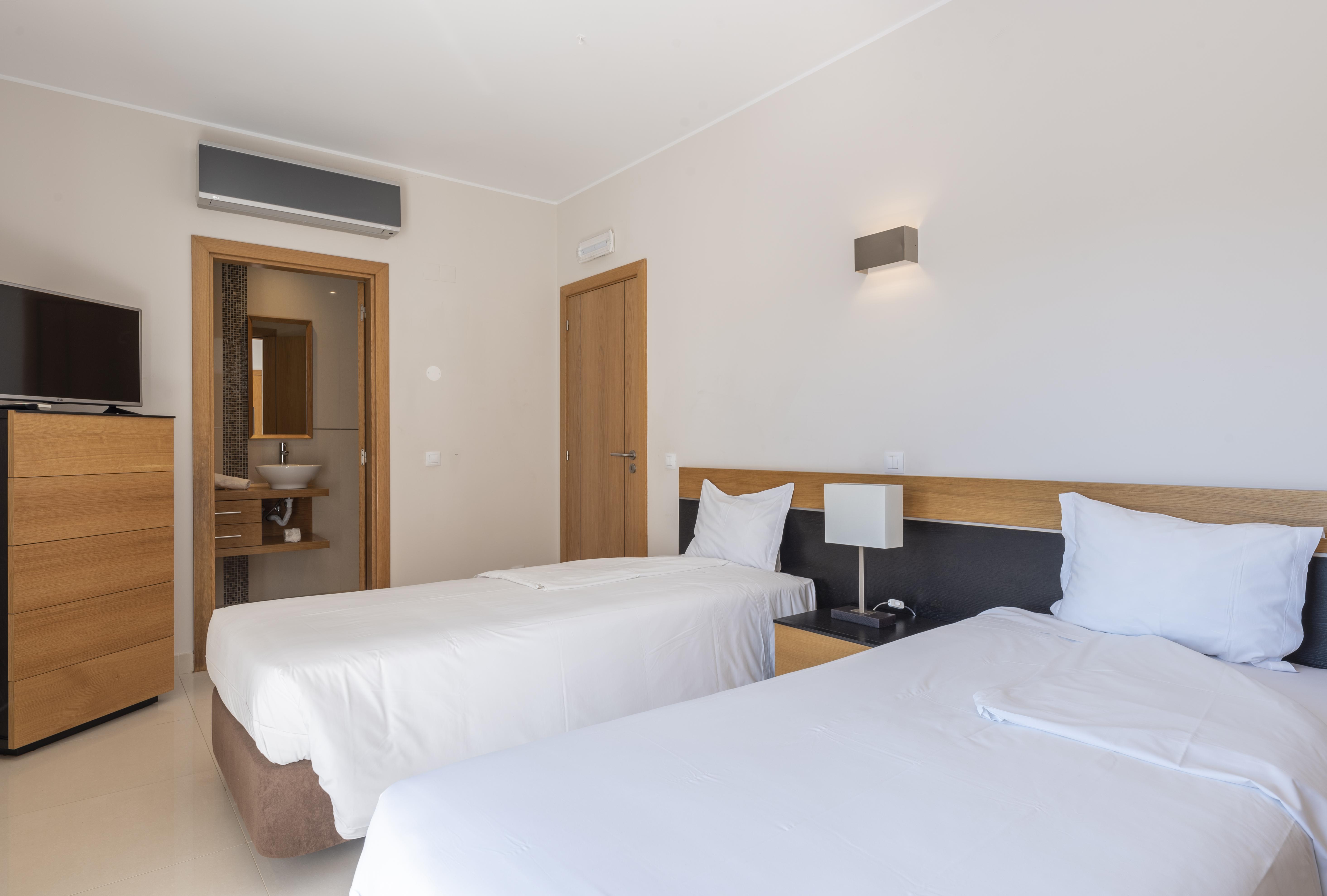 Vale Da Lapa Village 5*