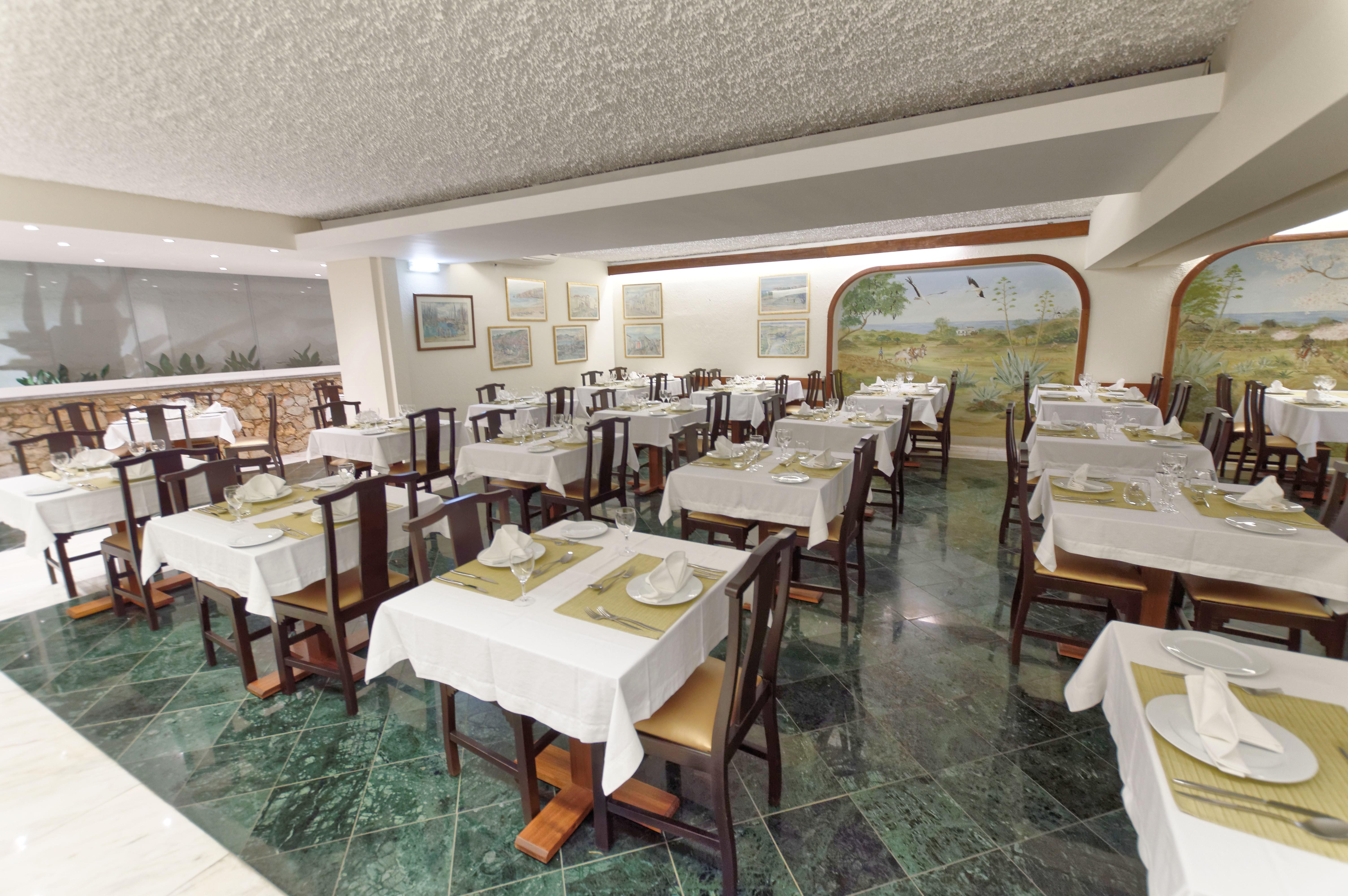 Hotel Hotel Carvoeiro Plaza 3*