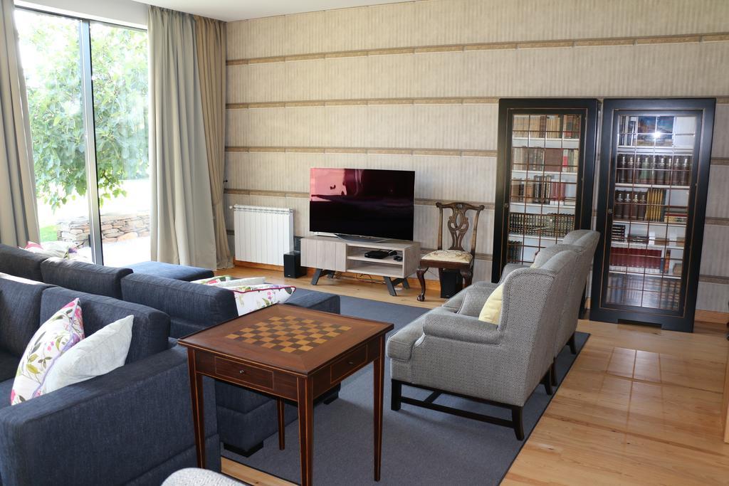 Casa De Baixo - Nature Hotel Farm stay *
