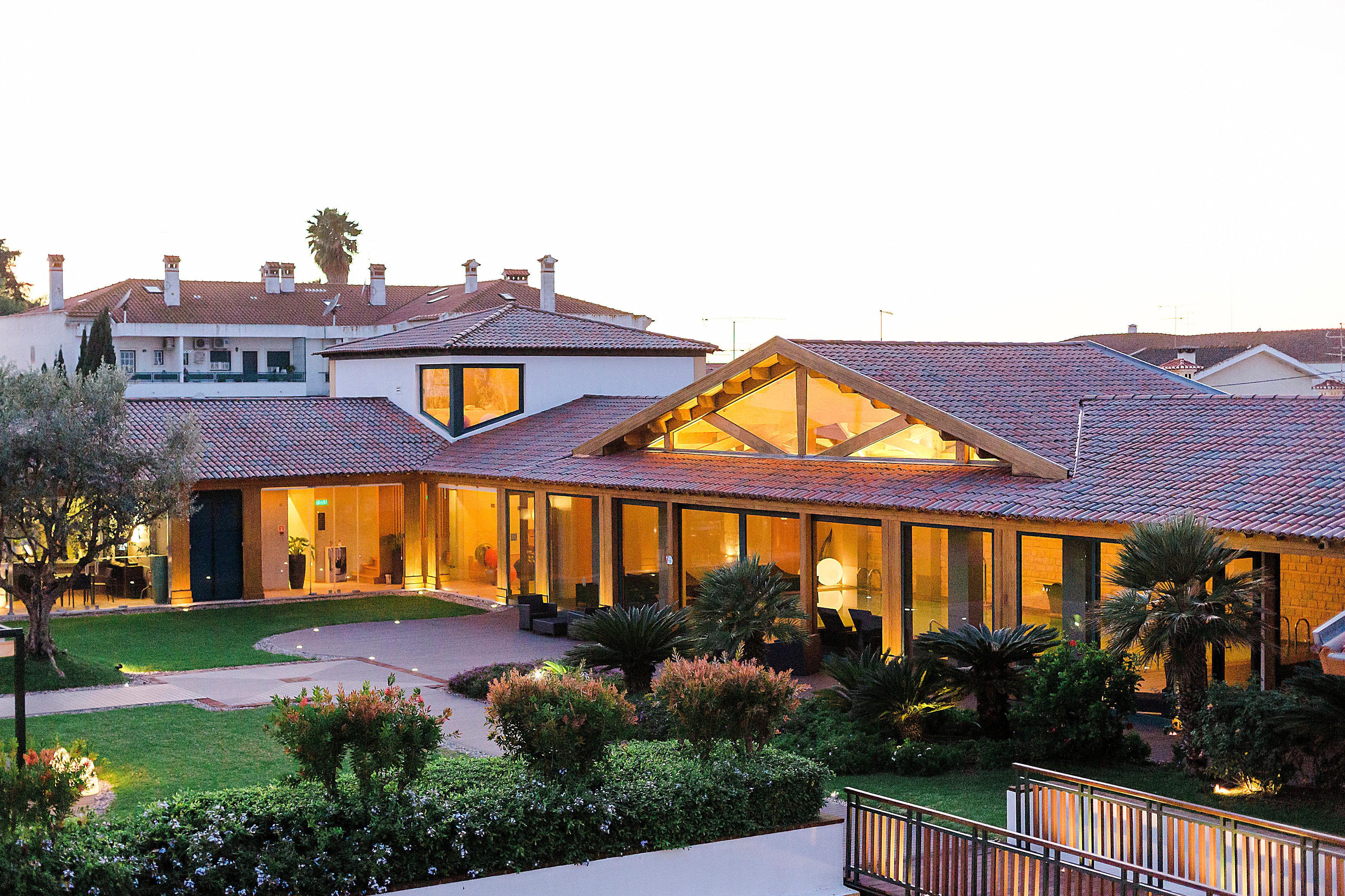 Hotel Lusitano 4*