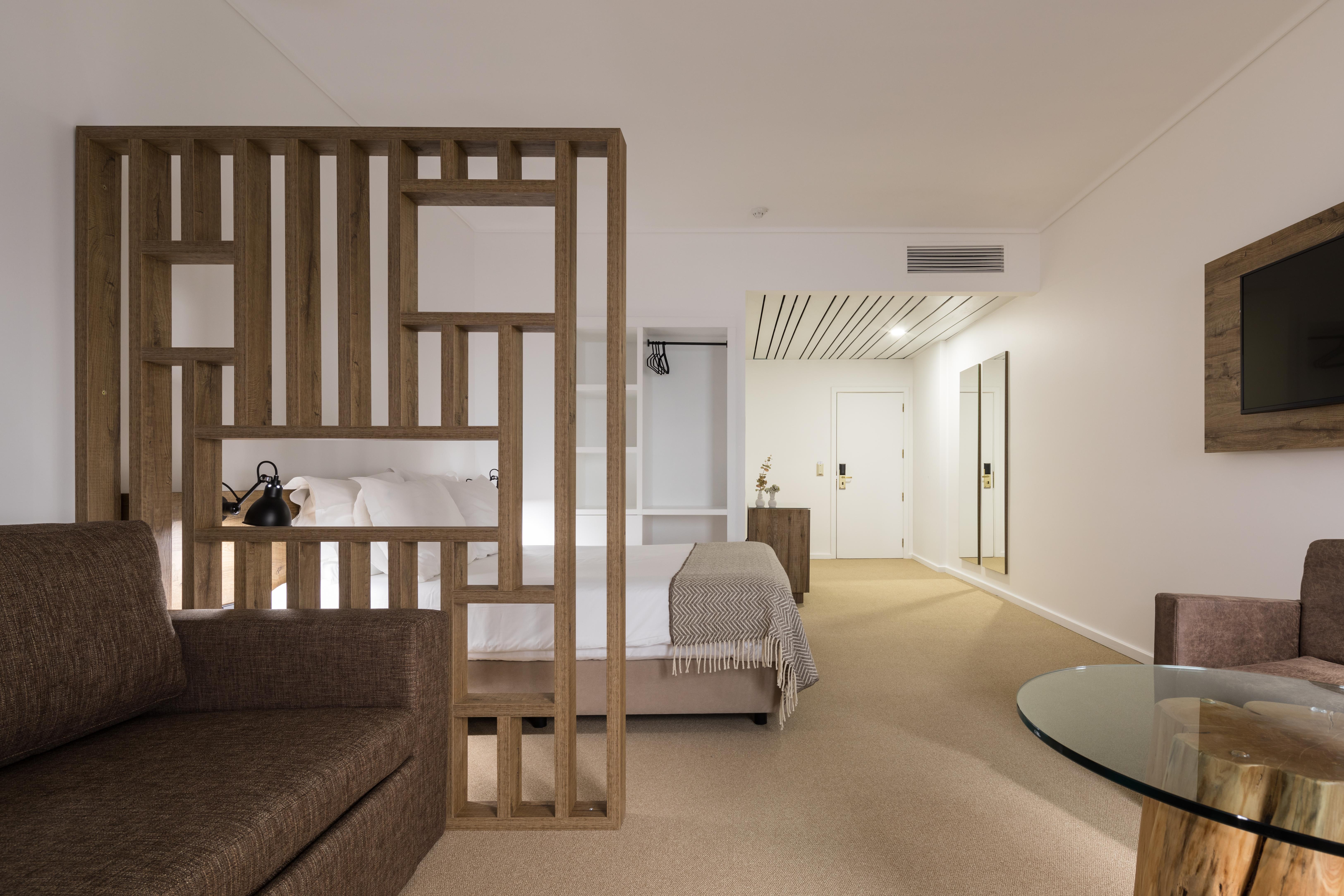 & Life Hotel