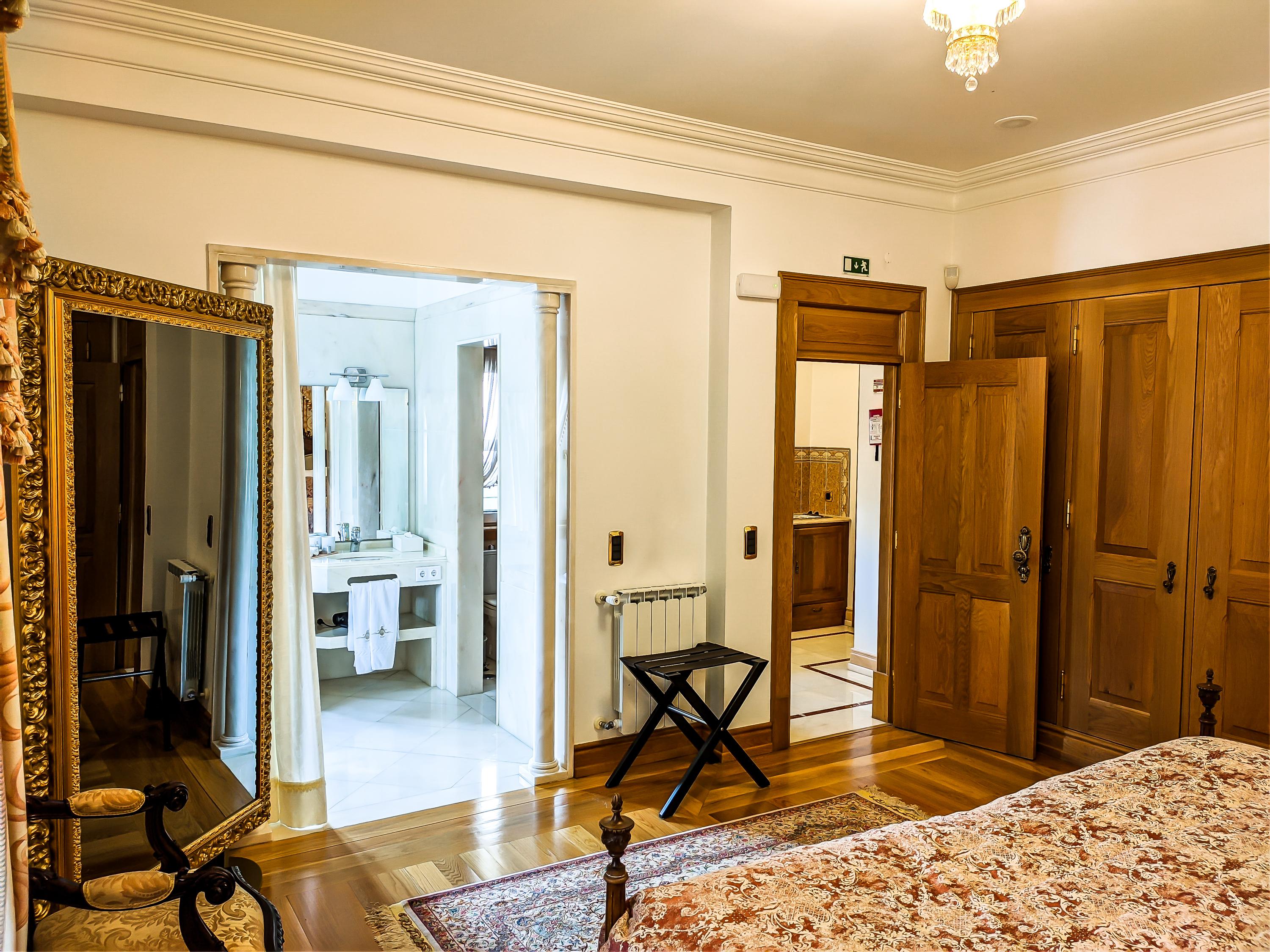 Gasthuis Marmoris Palace 5*