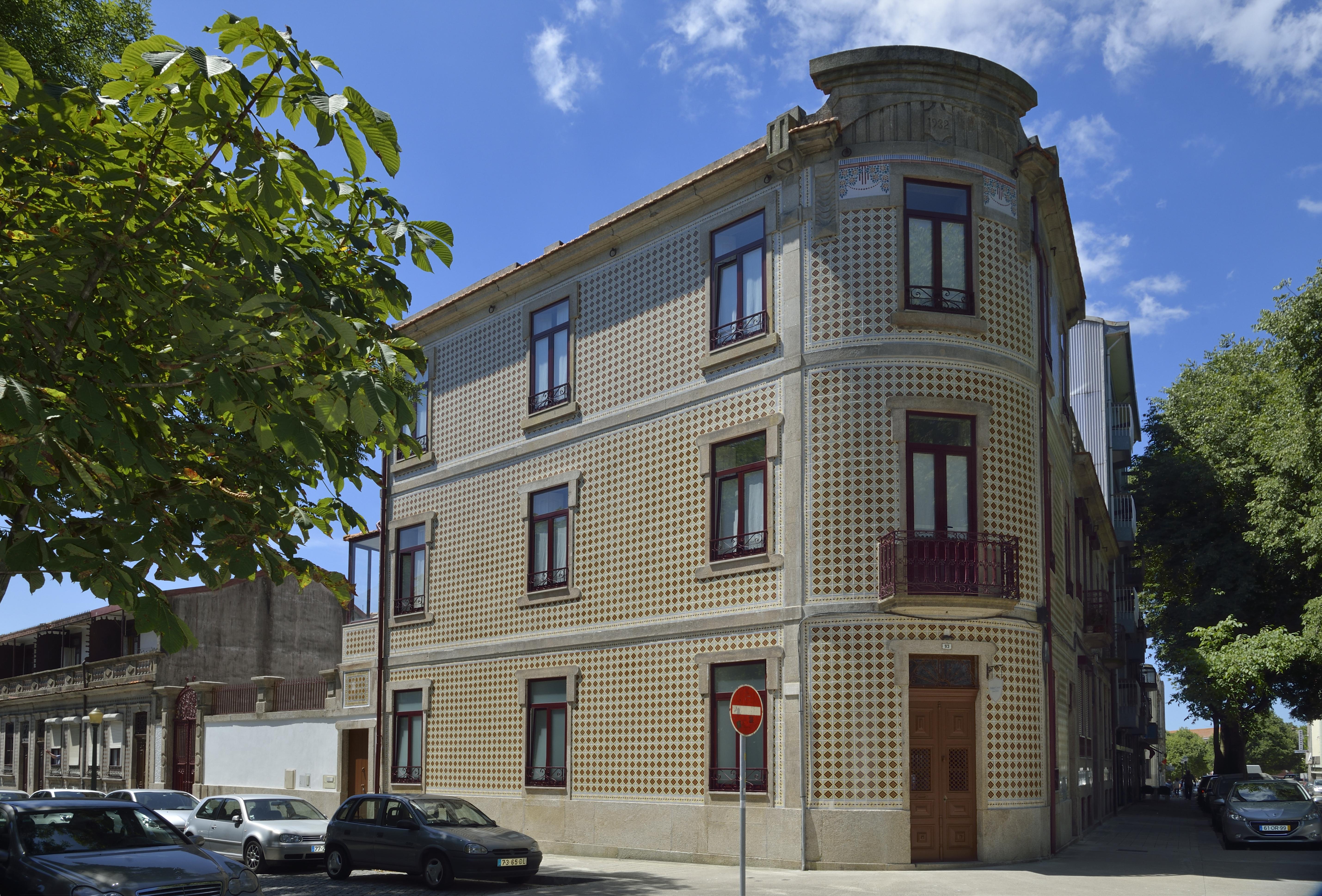 Dukes Corner Oporto