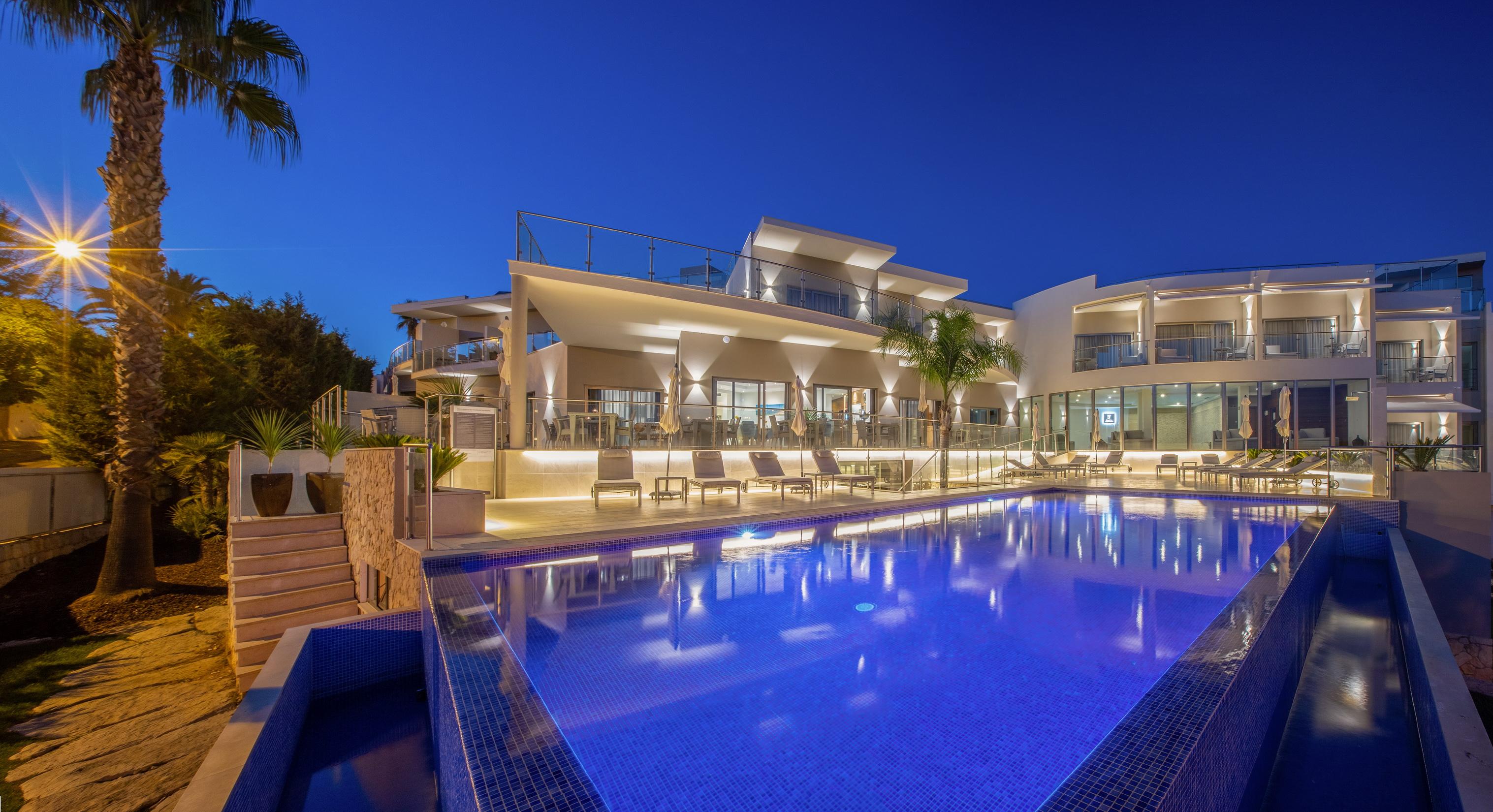 Hotel Caneiros Luxury House &