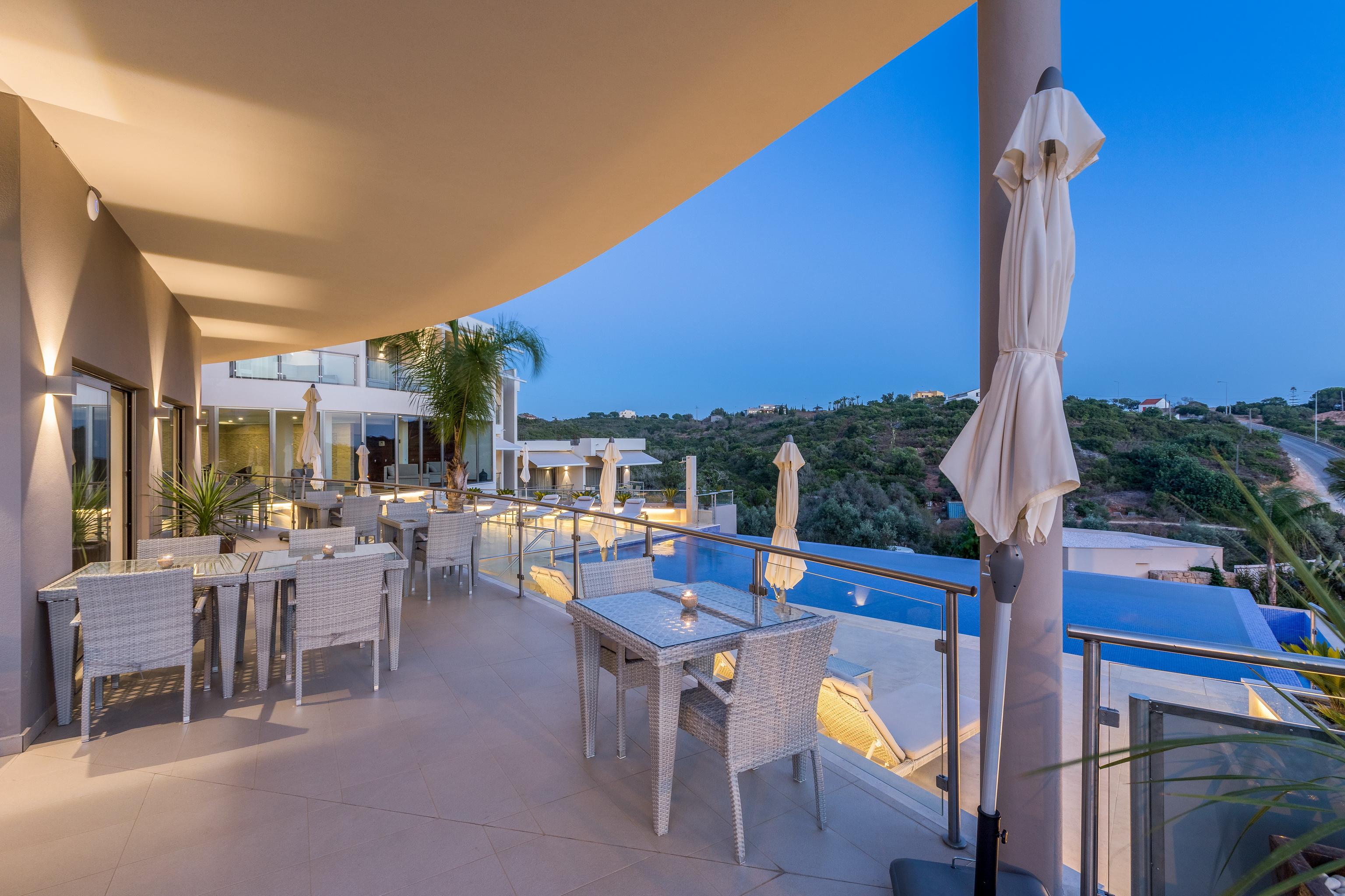 Hotel Caneiros Luxury House & 4*