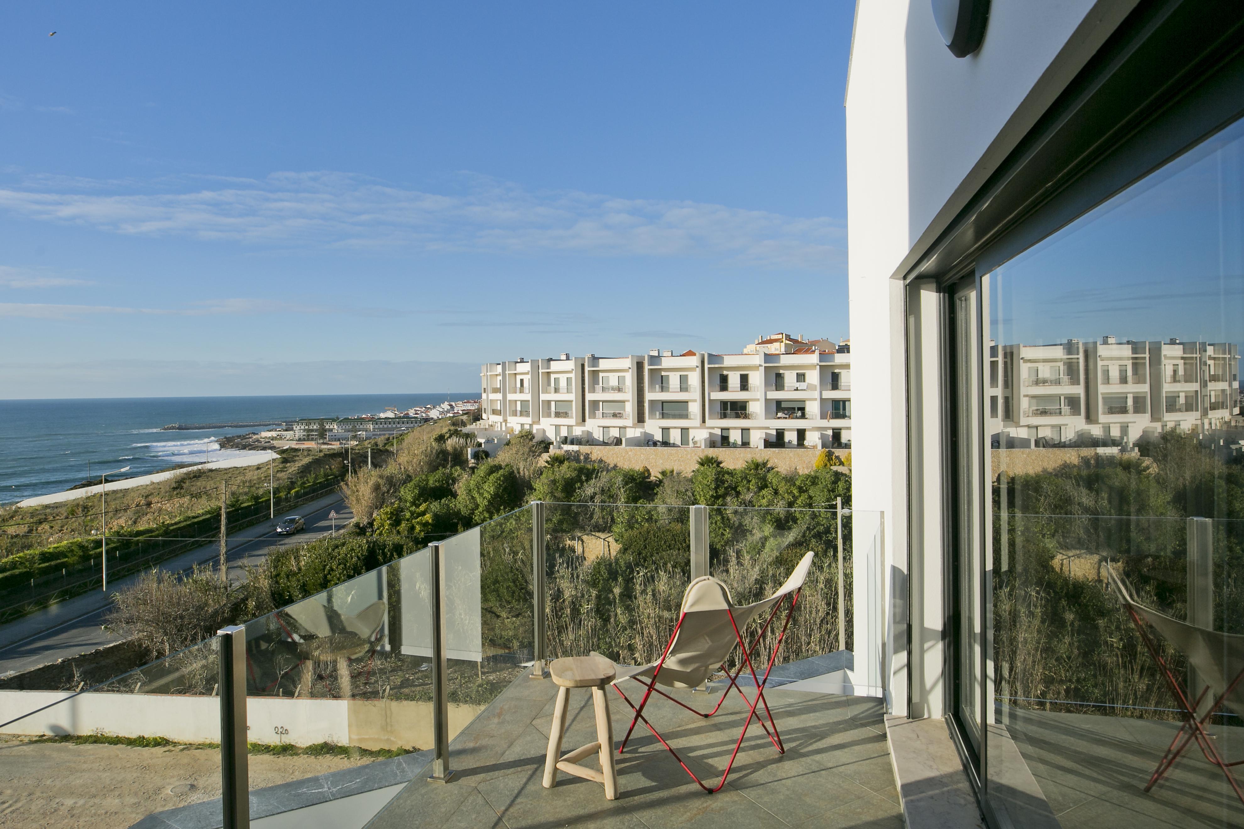 Aparthotel And The Sea 4*