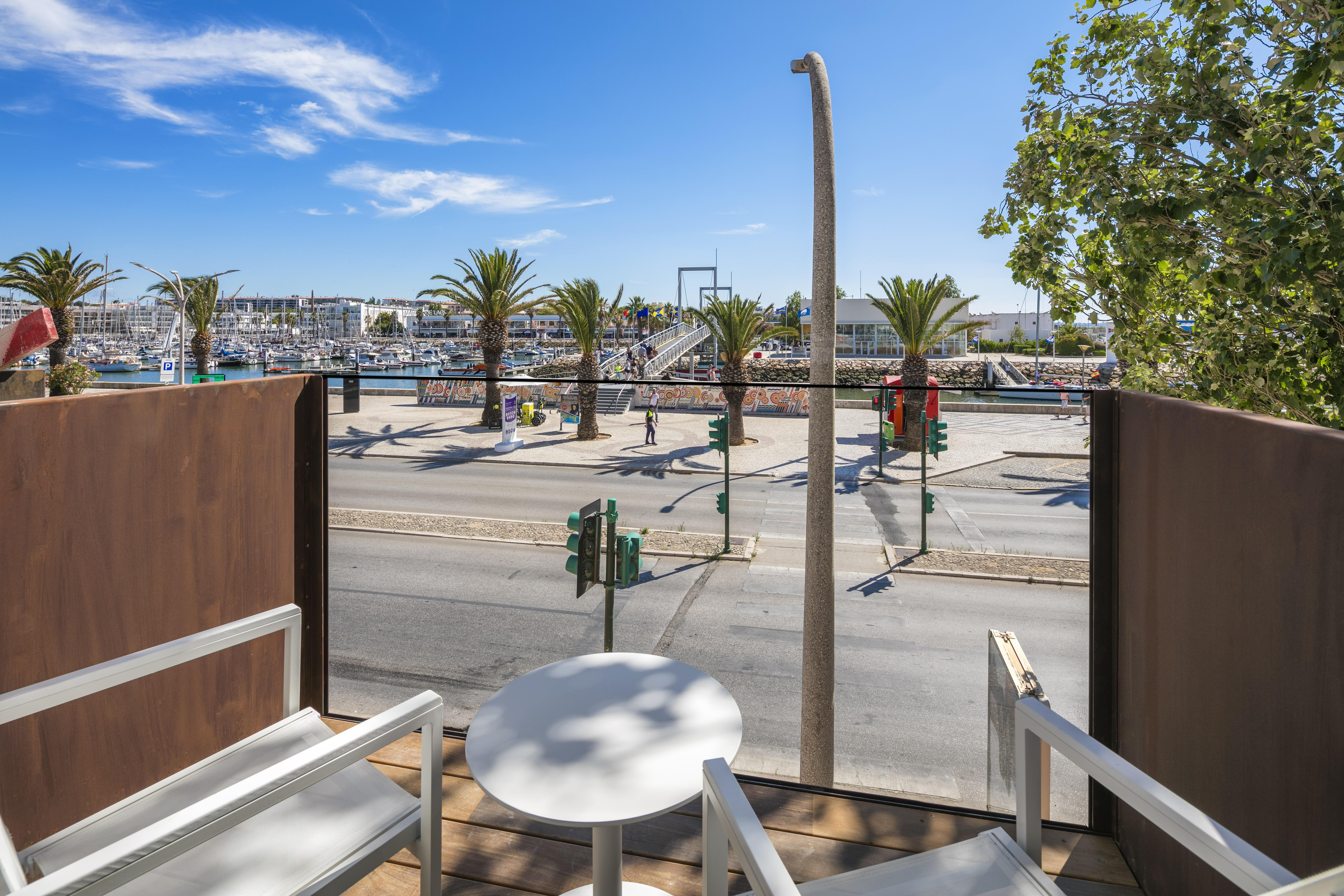 Hotel Avenida (adults Only)