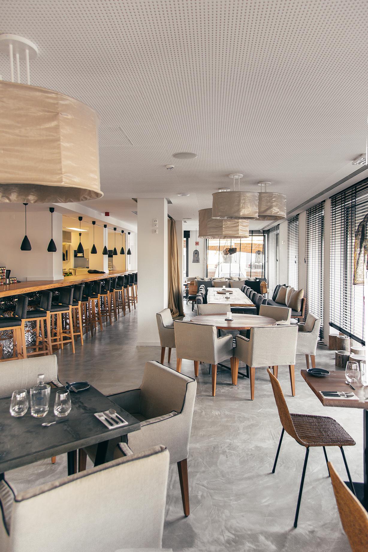 Avenida (adults Only)