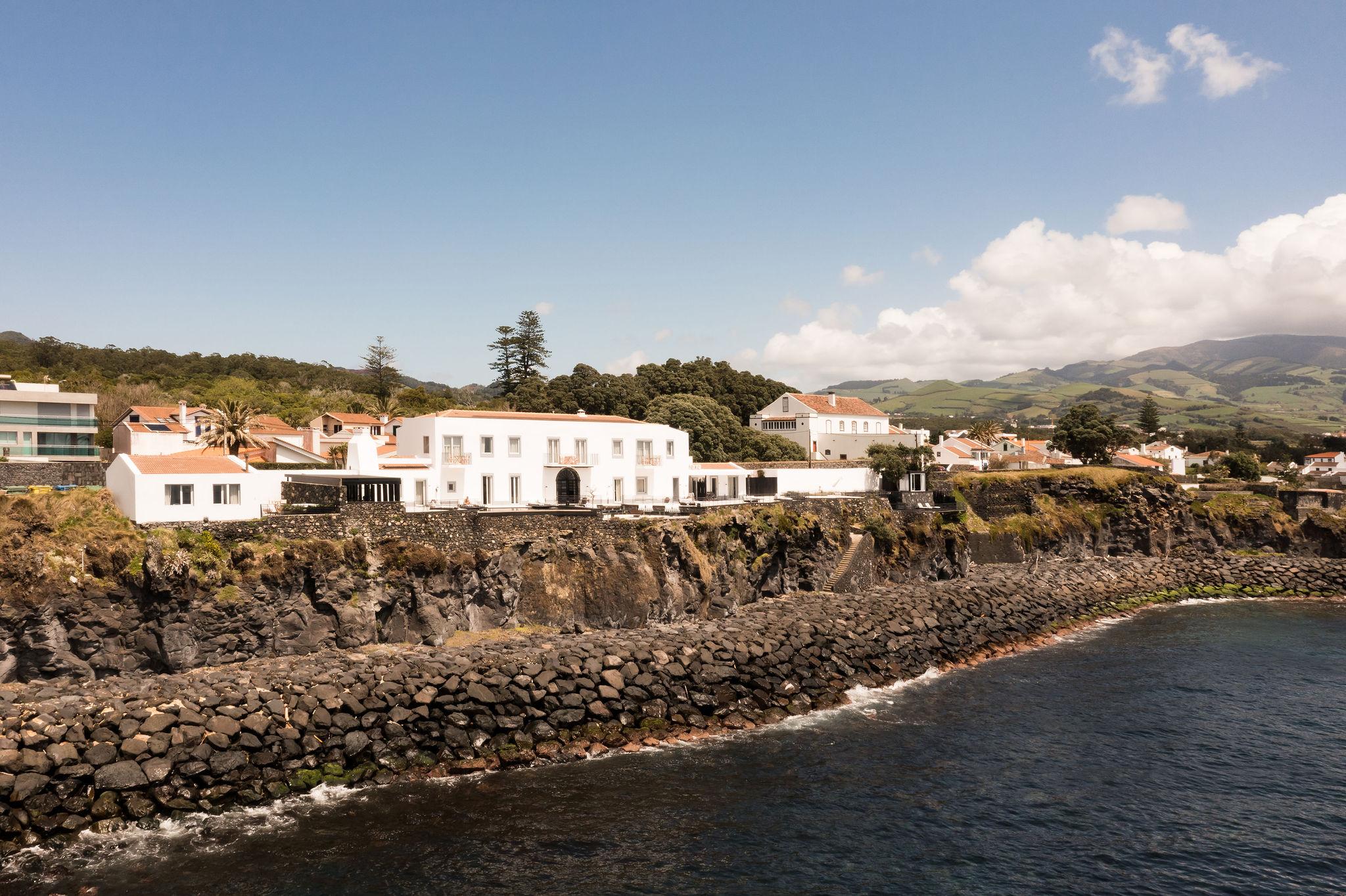 White Exclusive & Hotel 5*