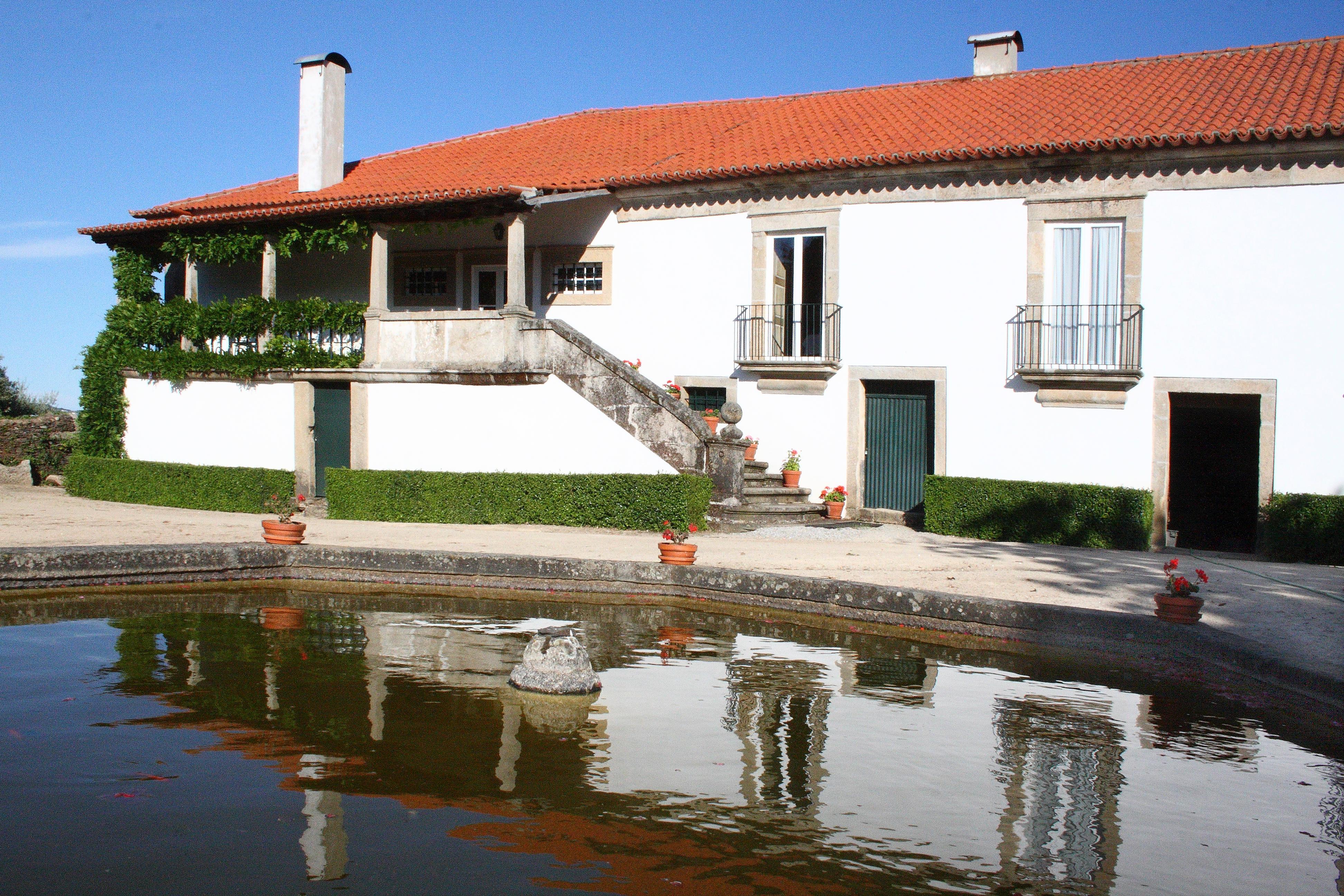 Casa De Vilarinho De S. Romao Guest house