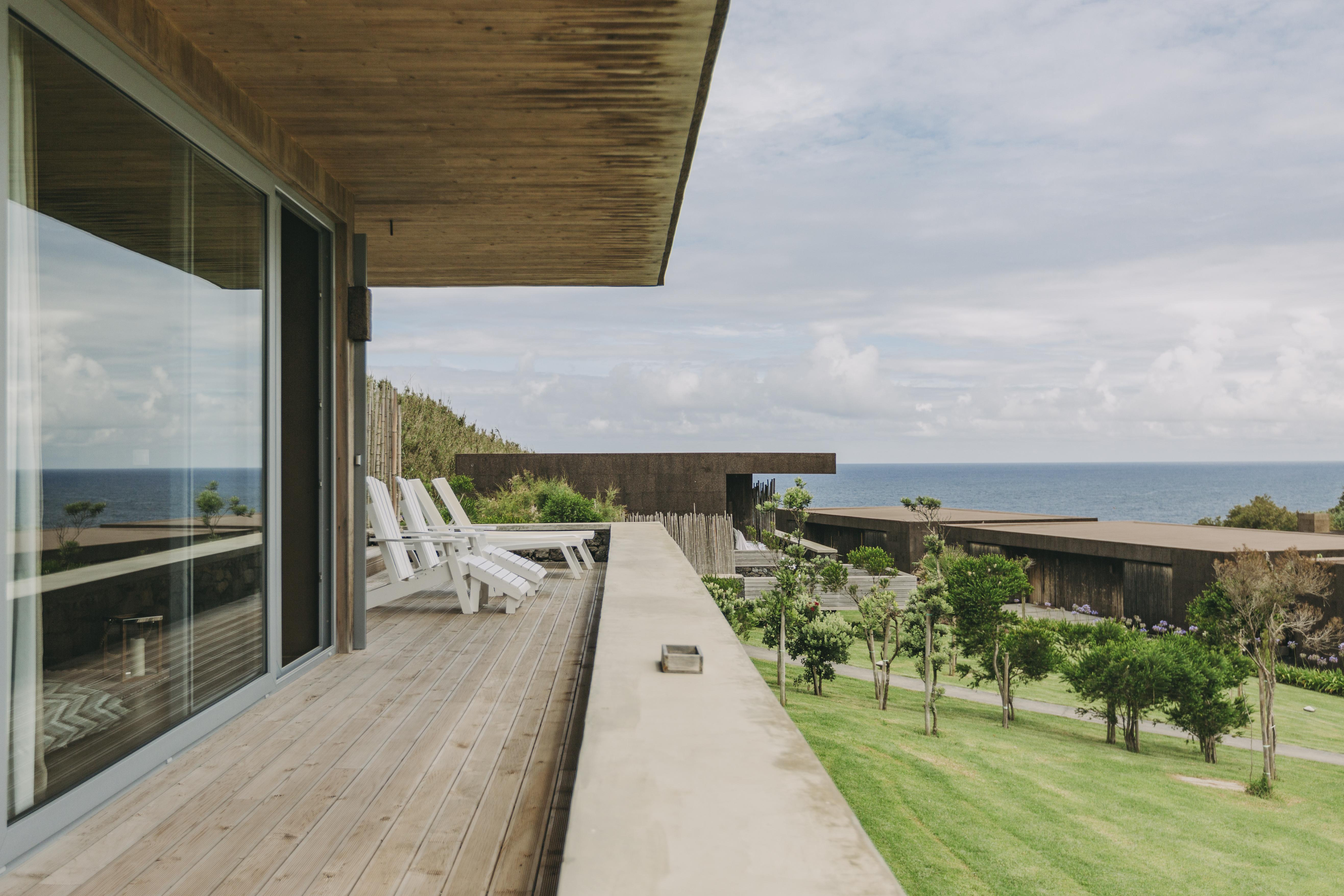 Santa Barbara Eco-beach Hotel