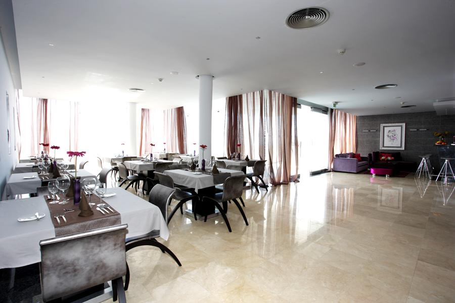 Aparthotel Baia Brava Gaula