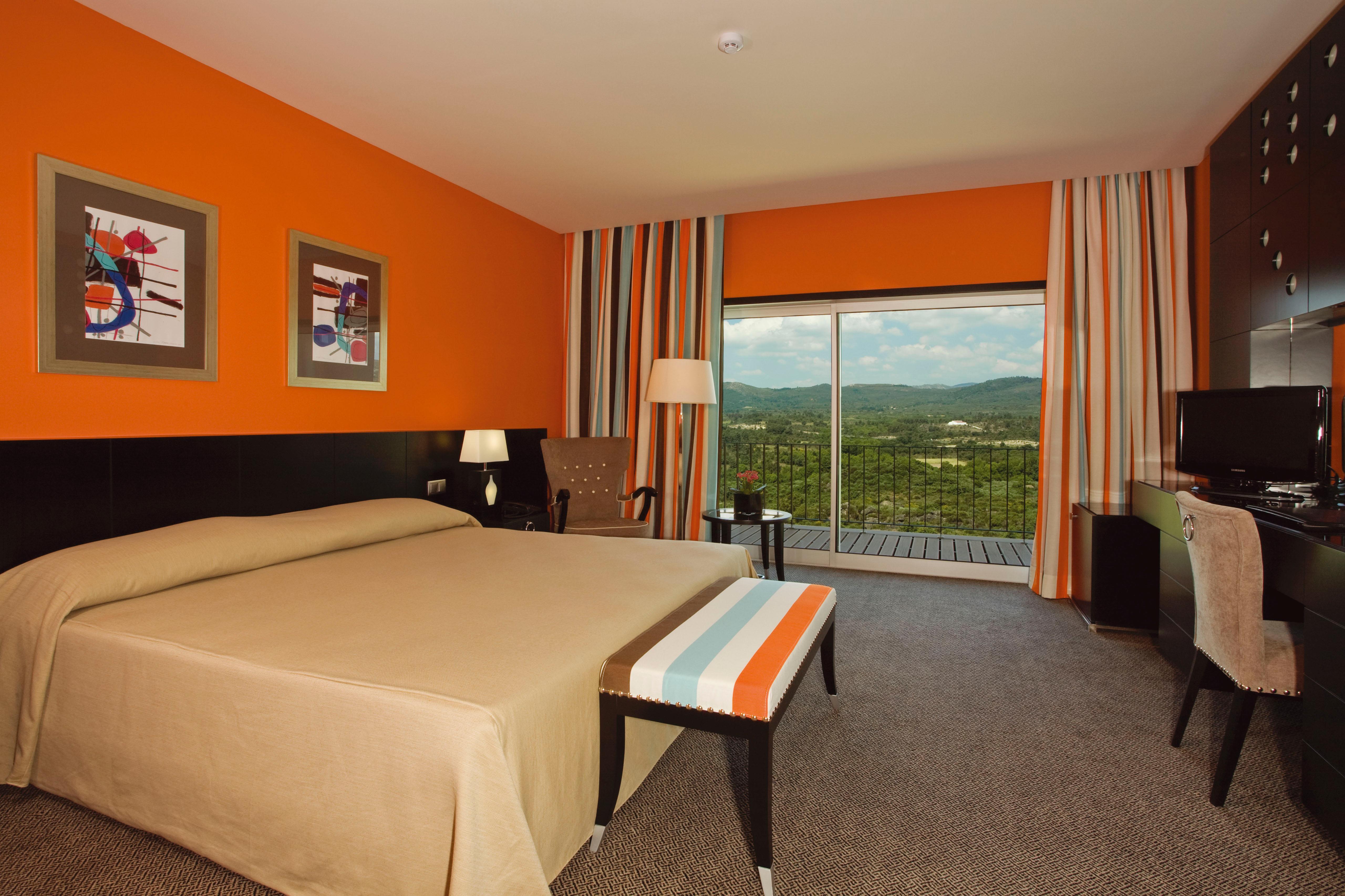 Casino Hotel 4*