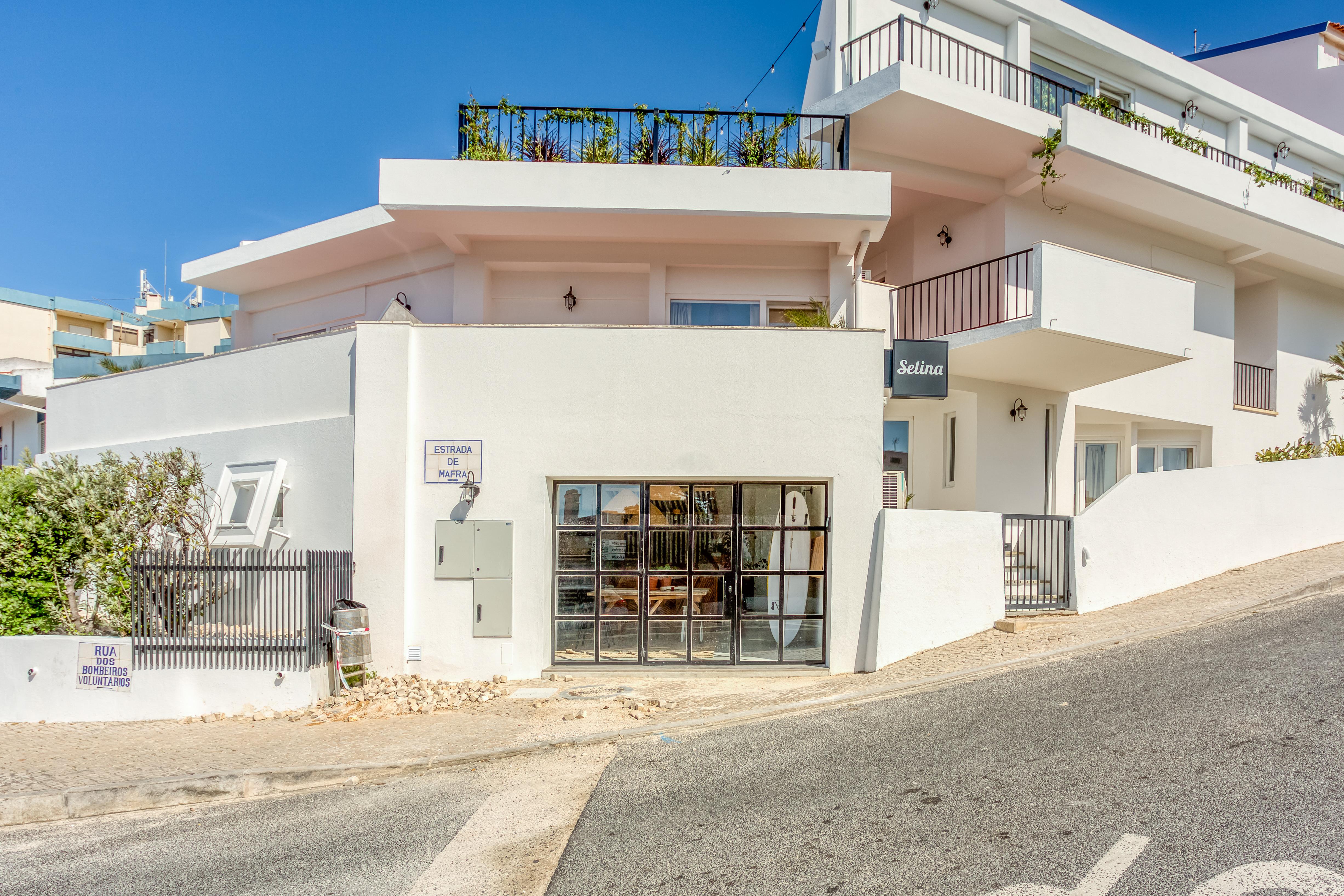 Selina Boavista Hostel *