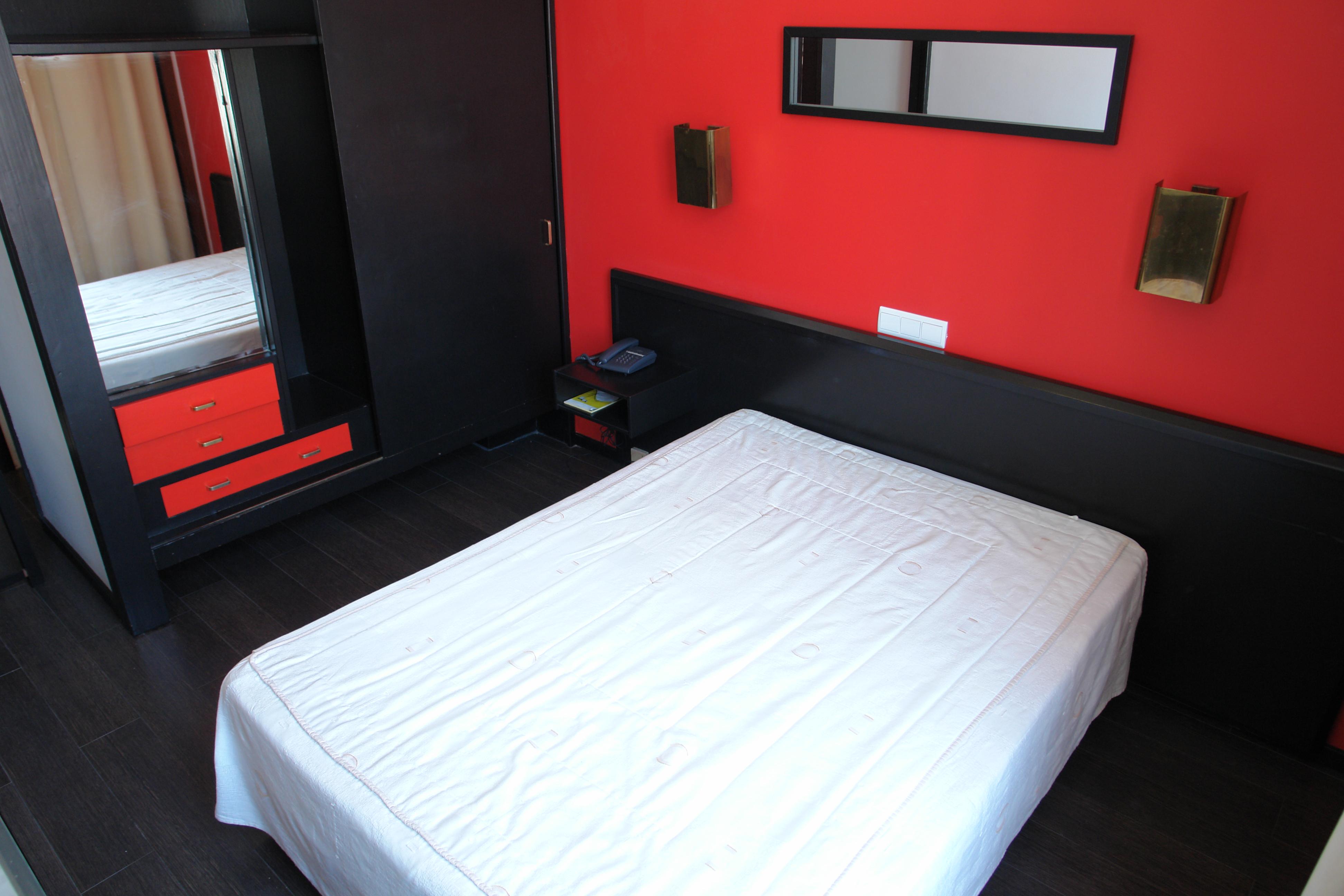 Universal Hotel 2*
