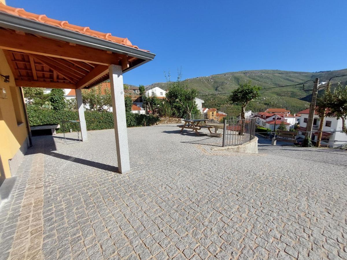 Apartment Miradouros Da Aldeia Sabugueiro (Guarda)