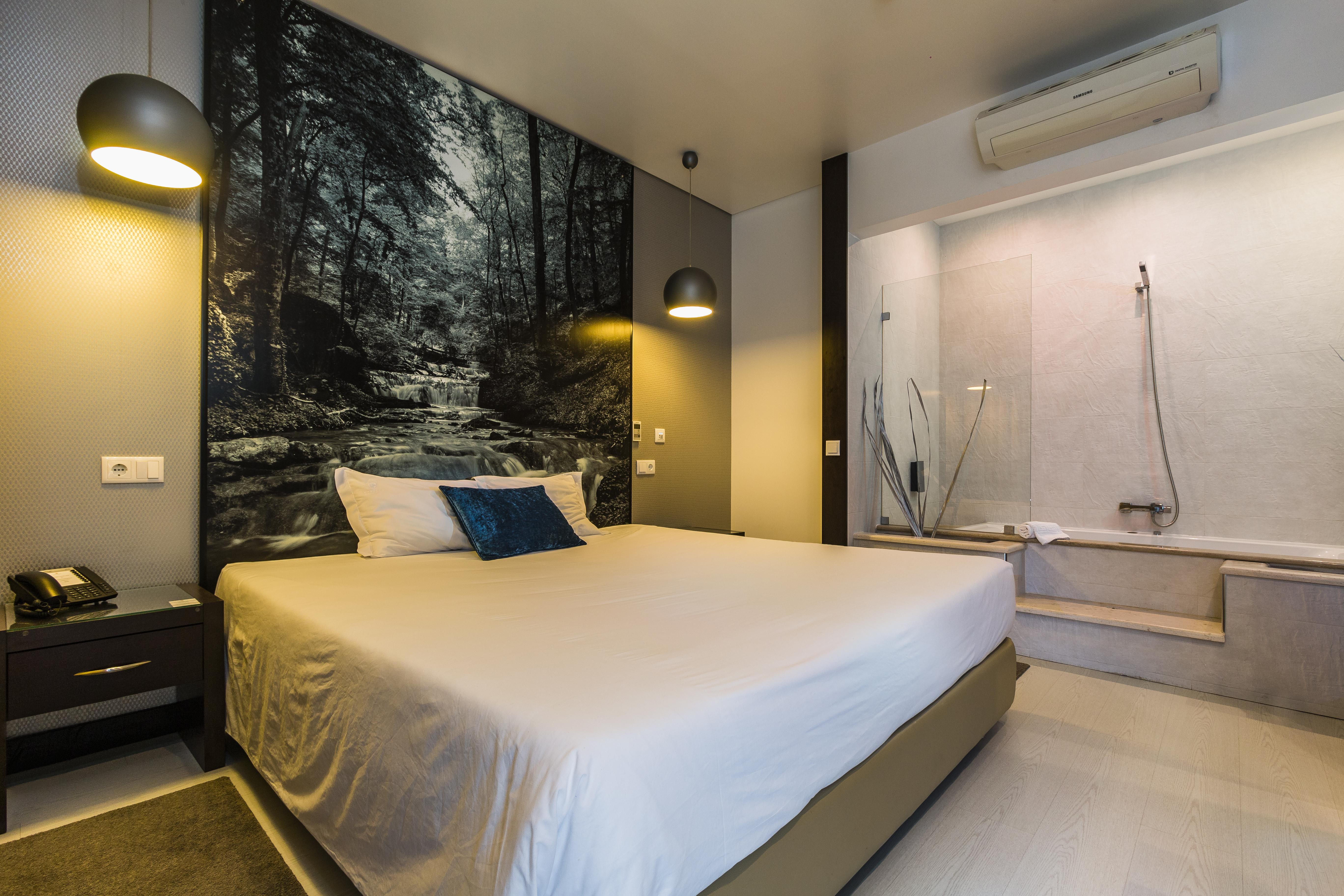 Hotel Lisotel - &