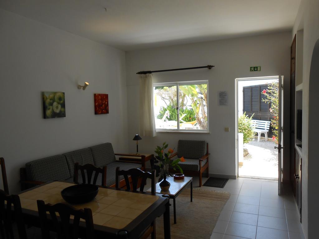 Pensión Dona Ana Garden 4*
