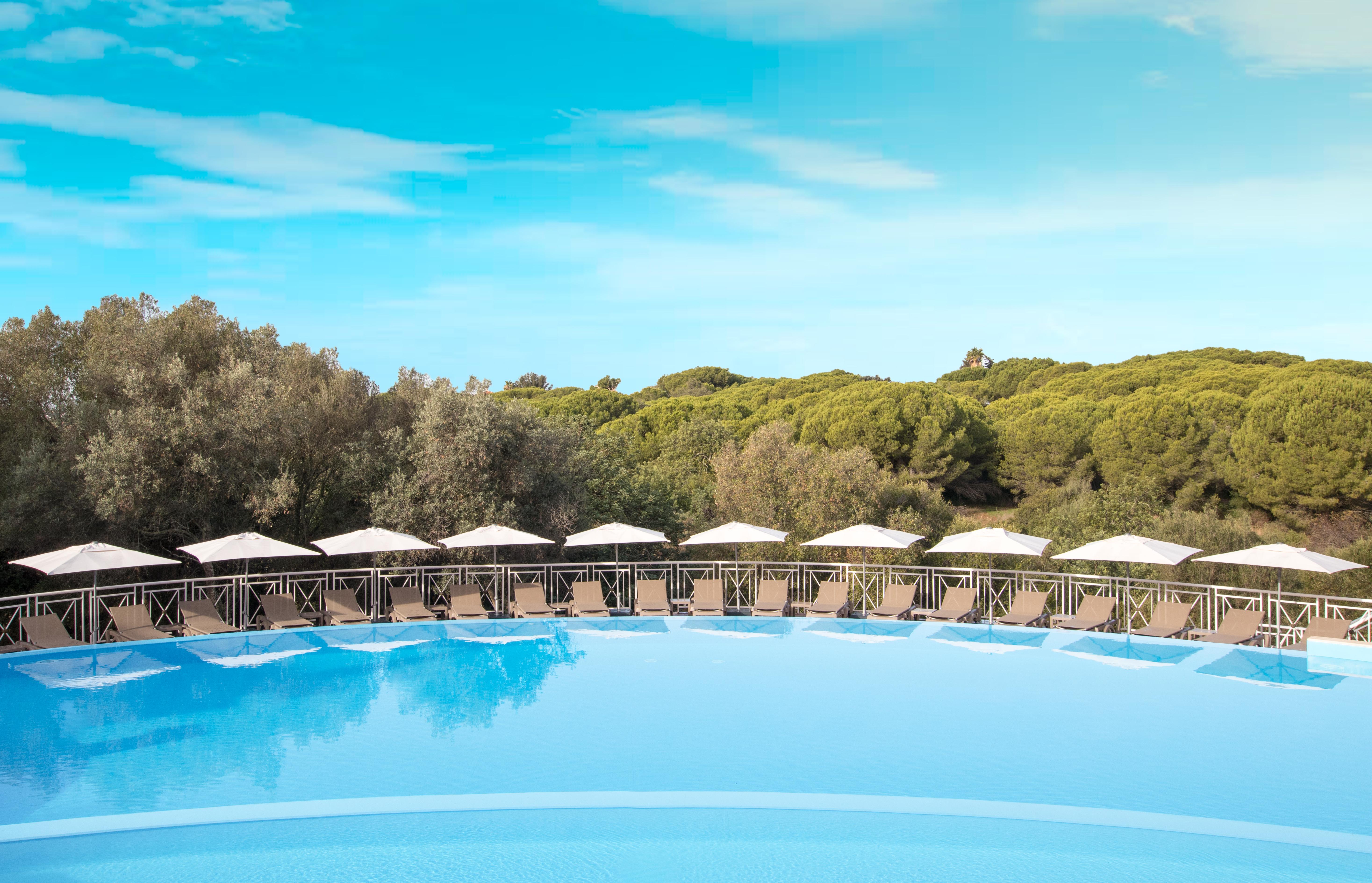 Cegonha Country Club Hotel 4*
