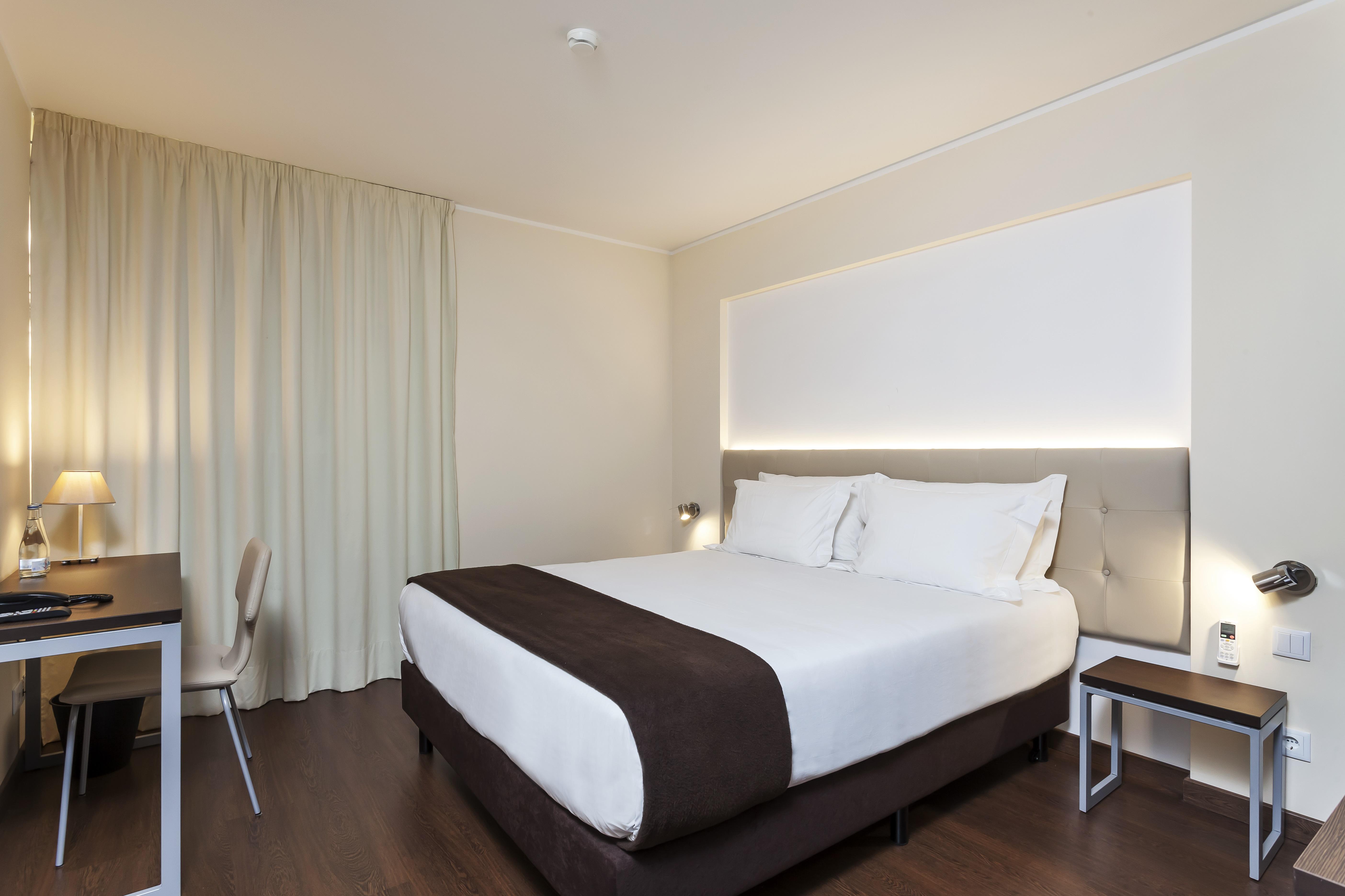 Hotel In Gold & 4*
