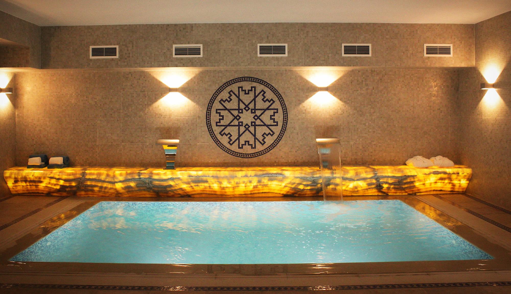 Castelo Hotel 4*
