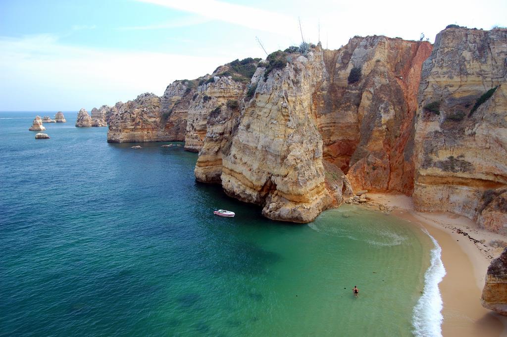 Marfim - - Praia Dona Ana Villa