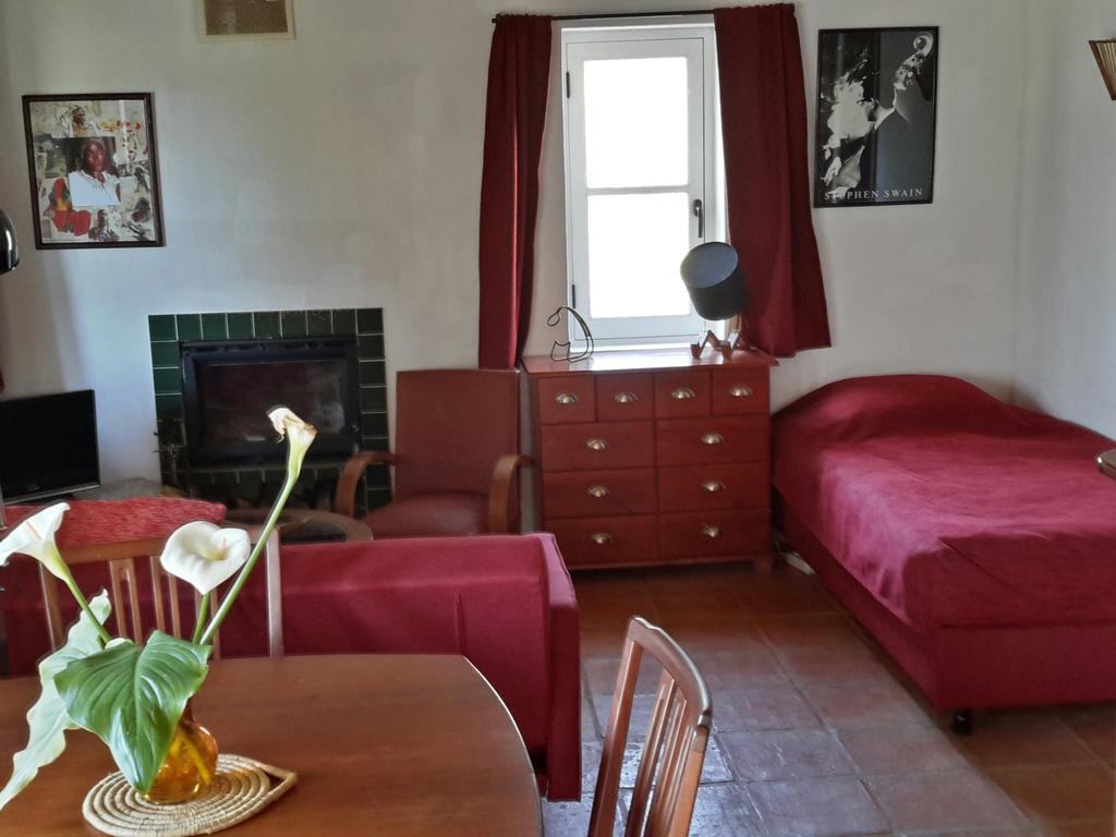 Montes De Baixo Country house