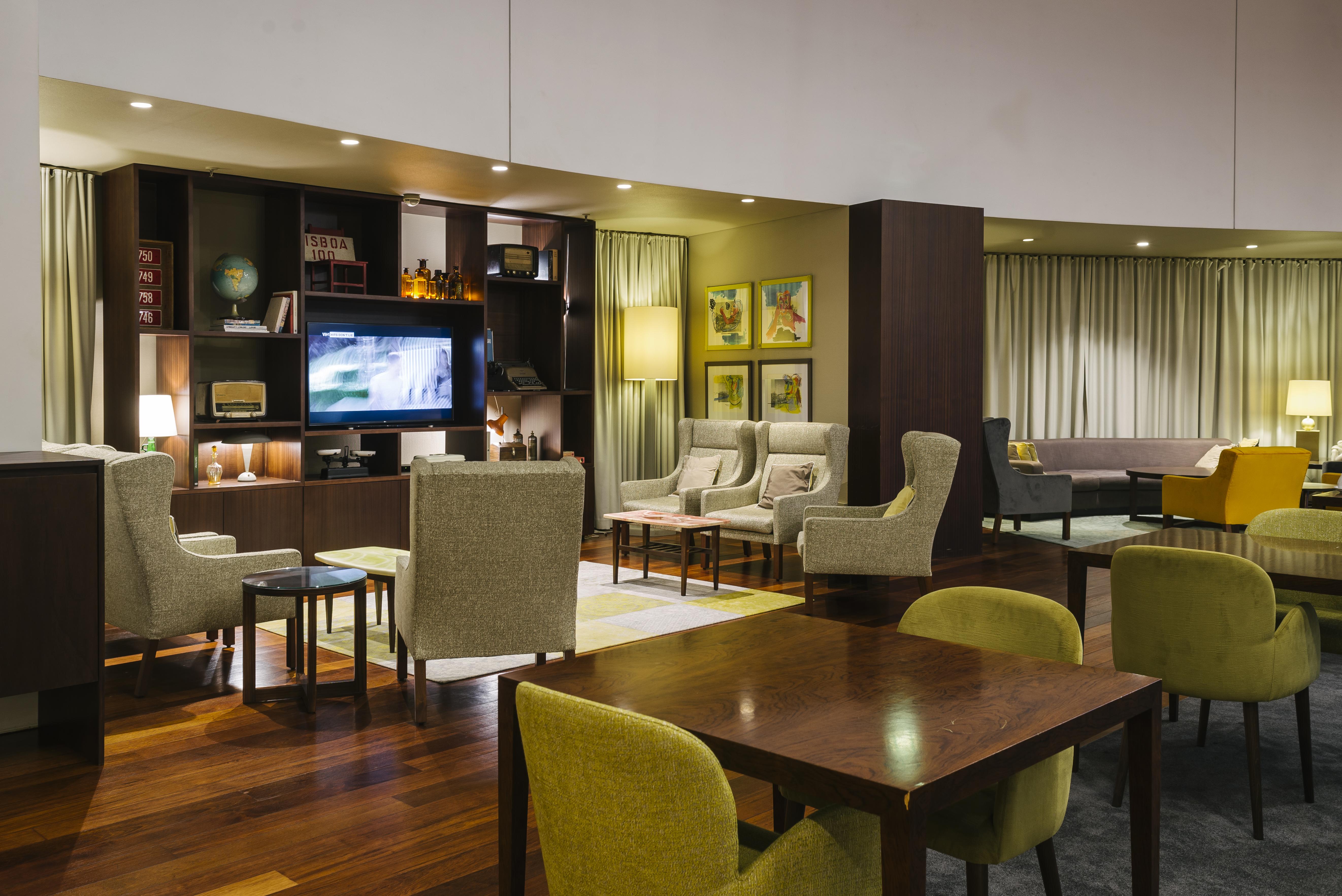 Gaia Apartahotel 4*
