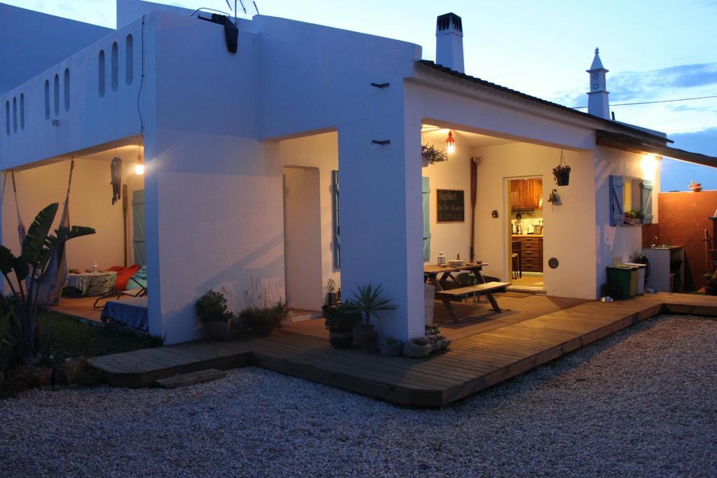 Puravida Divehouse Bed & Breakfast