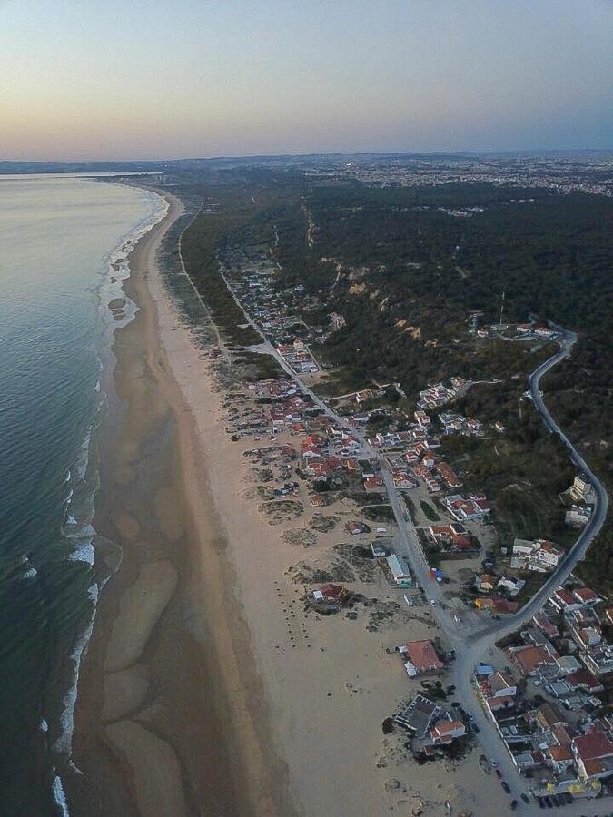 Rock's Spot Front Apartment Costa da Caparica