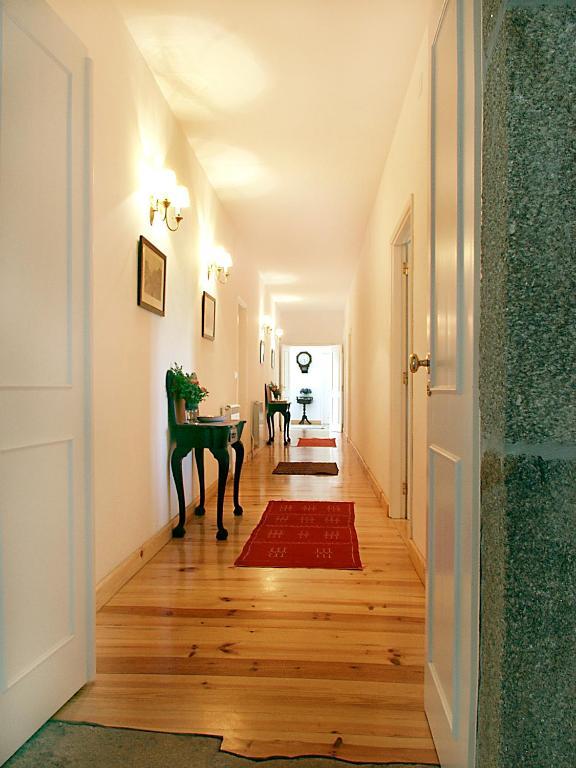 Casa De Vilarinho De S. Romao 3*