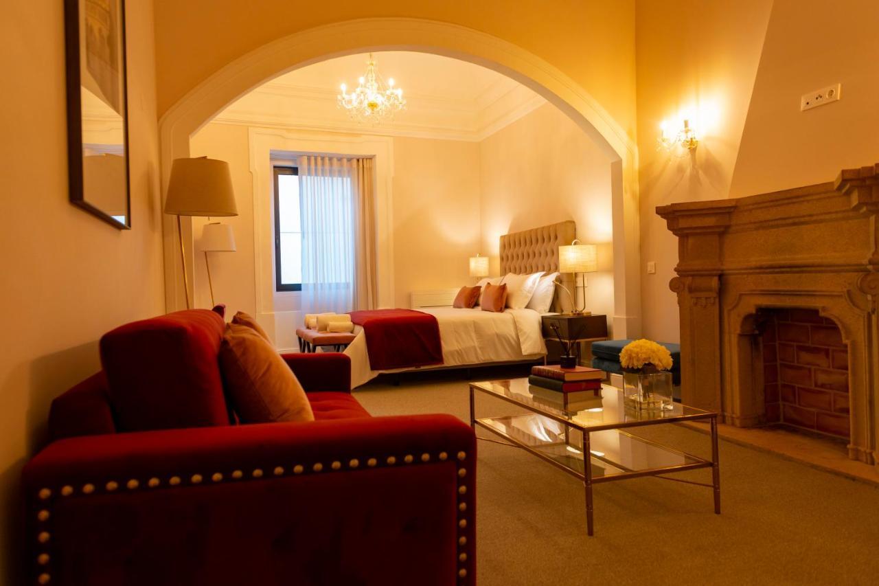 Palace Hotel *
