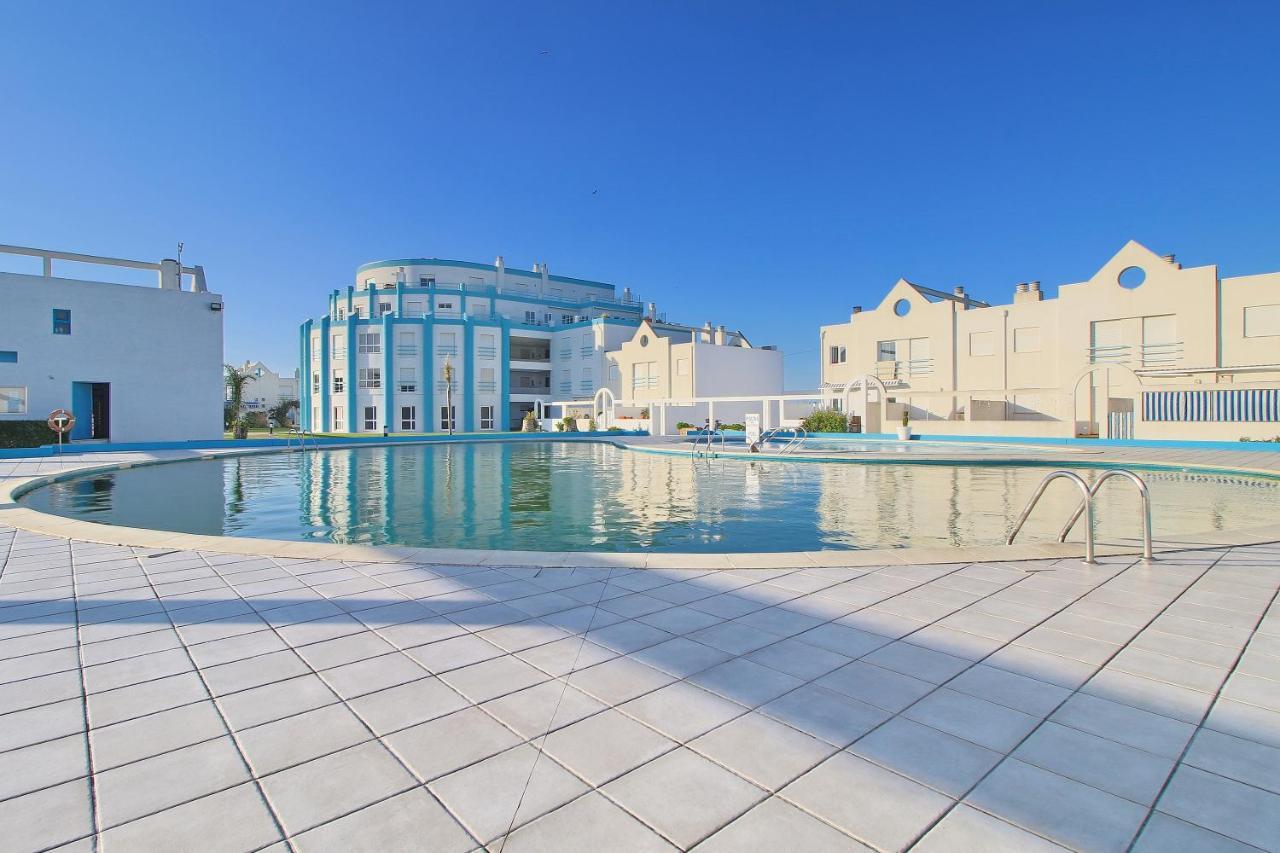 Pool & Tennis House Barra