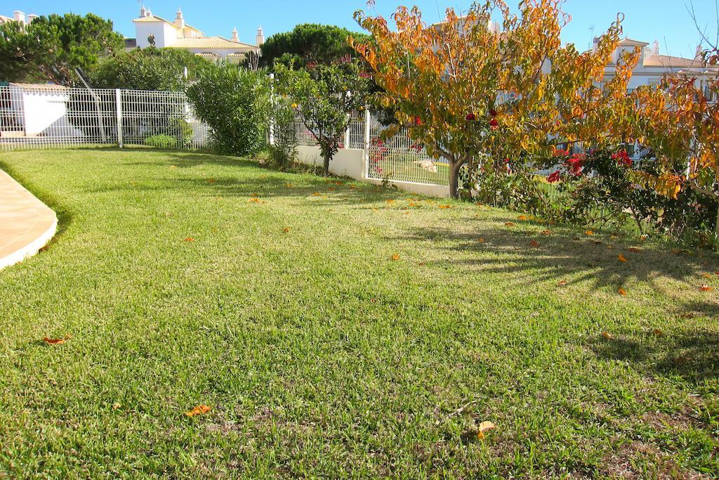 6 Bedroom Brady Private With Pool And Garden Villa