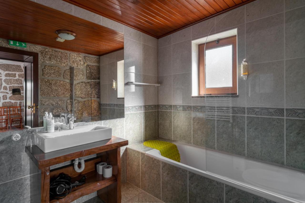 Farm stay Quinta De Calvelos *