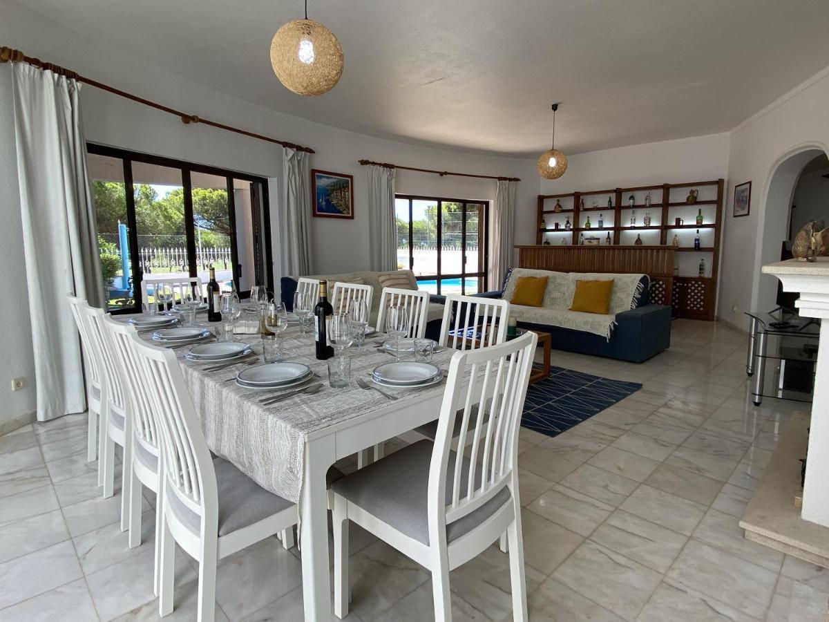 Villa Vivenda Julia E Tavares