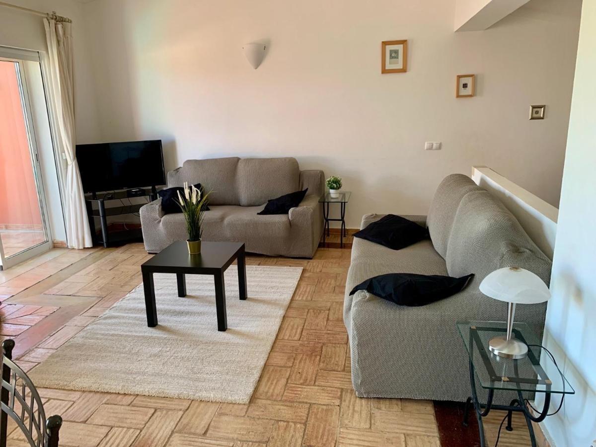 Casadaluz 86: Porto Dona Maria Oceanfront Retreat Holiday home Praia Da Luz